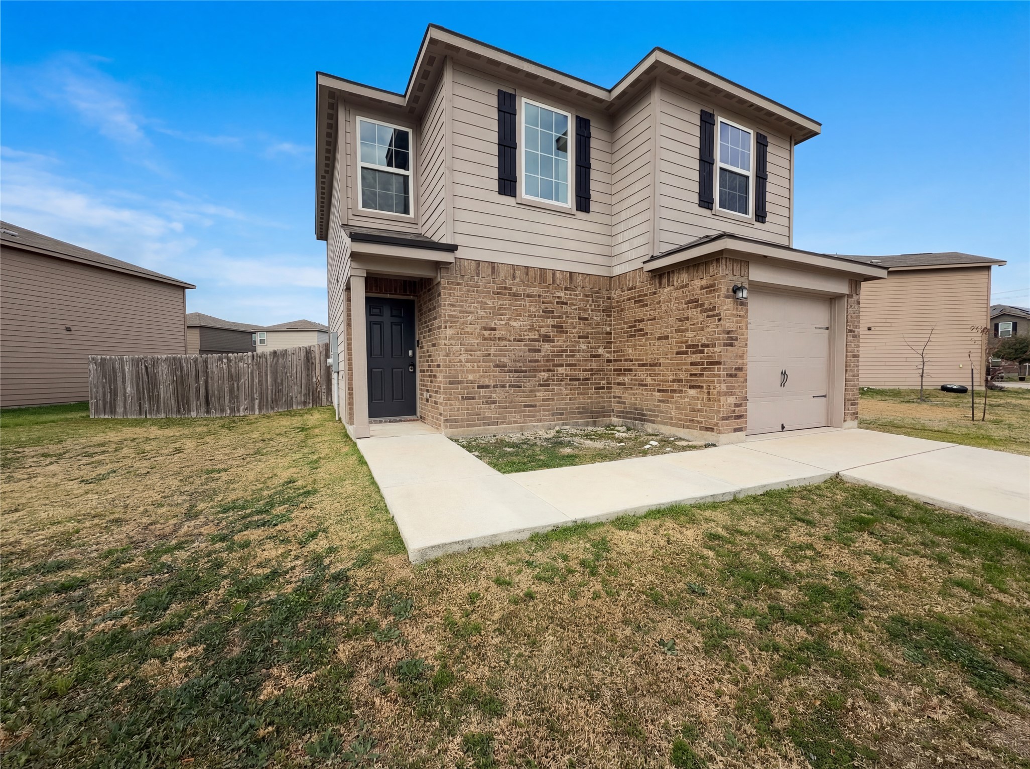 main property photo 5
