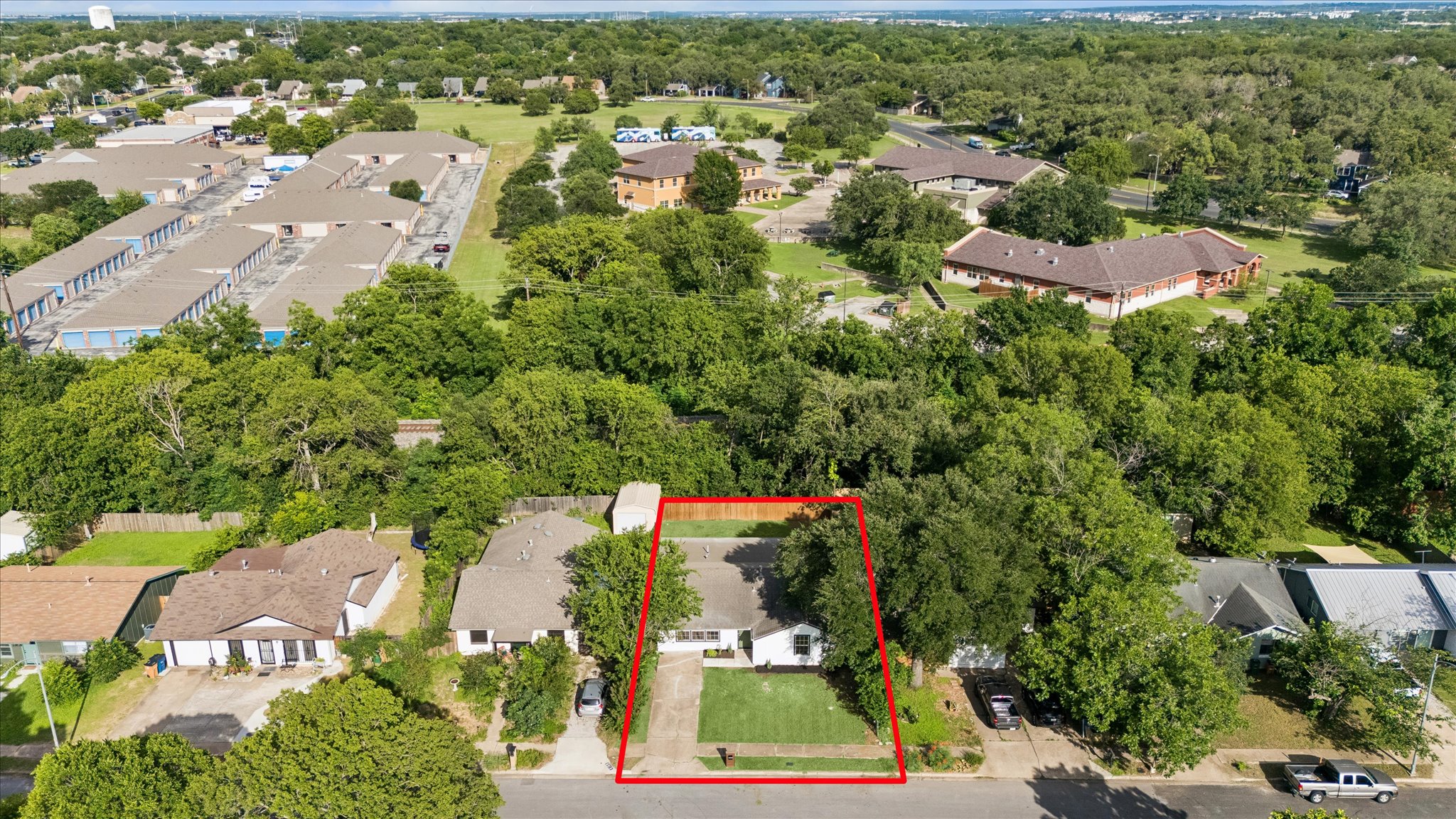 main property photo 18