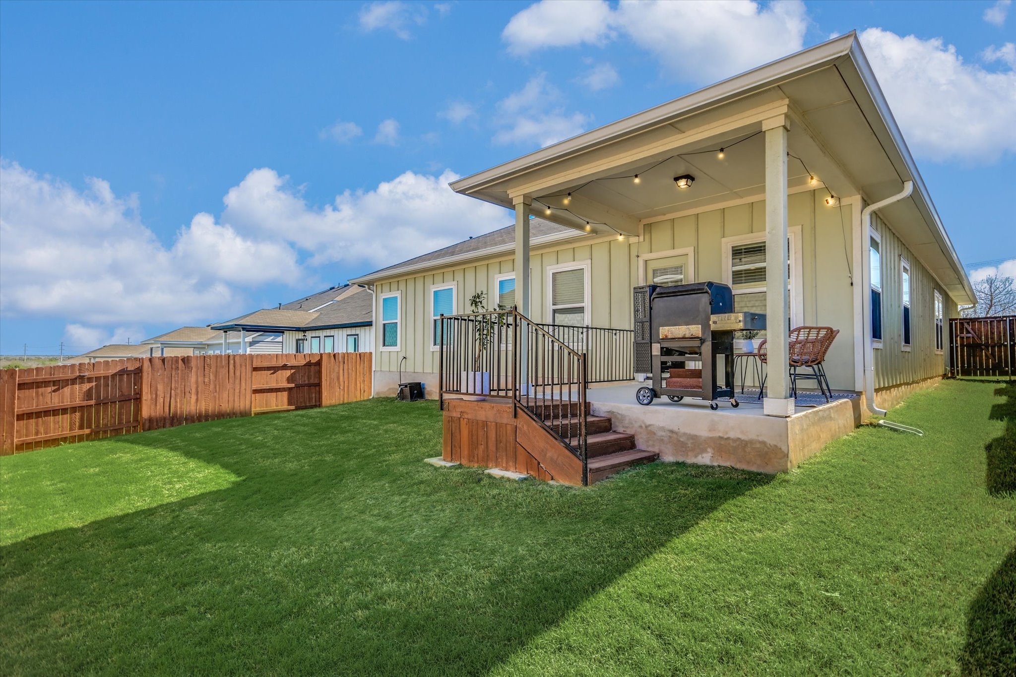 main property photo 17
