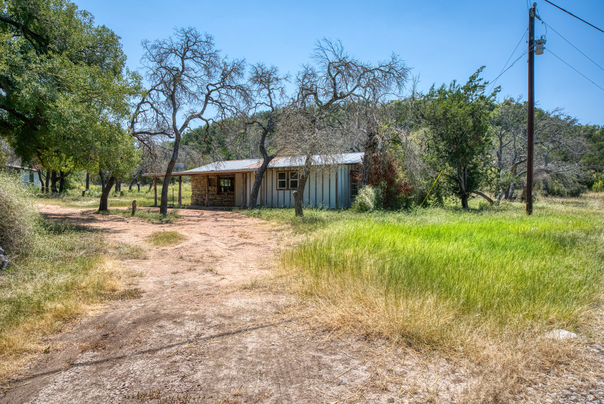 main property photo 10