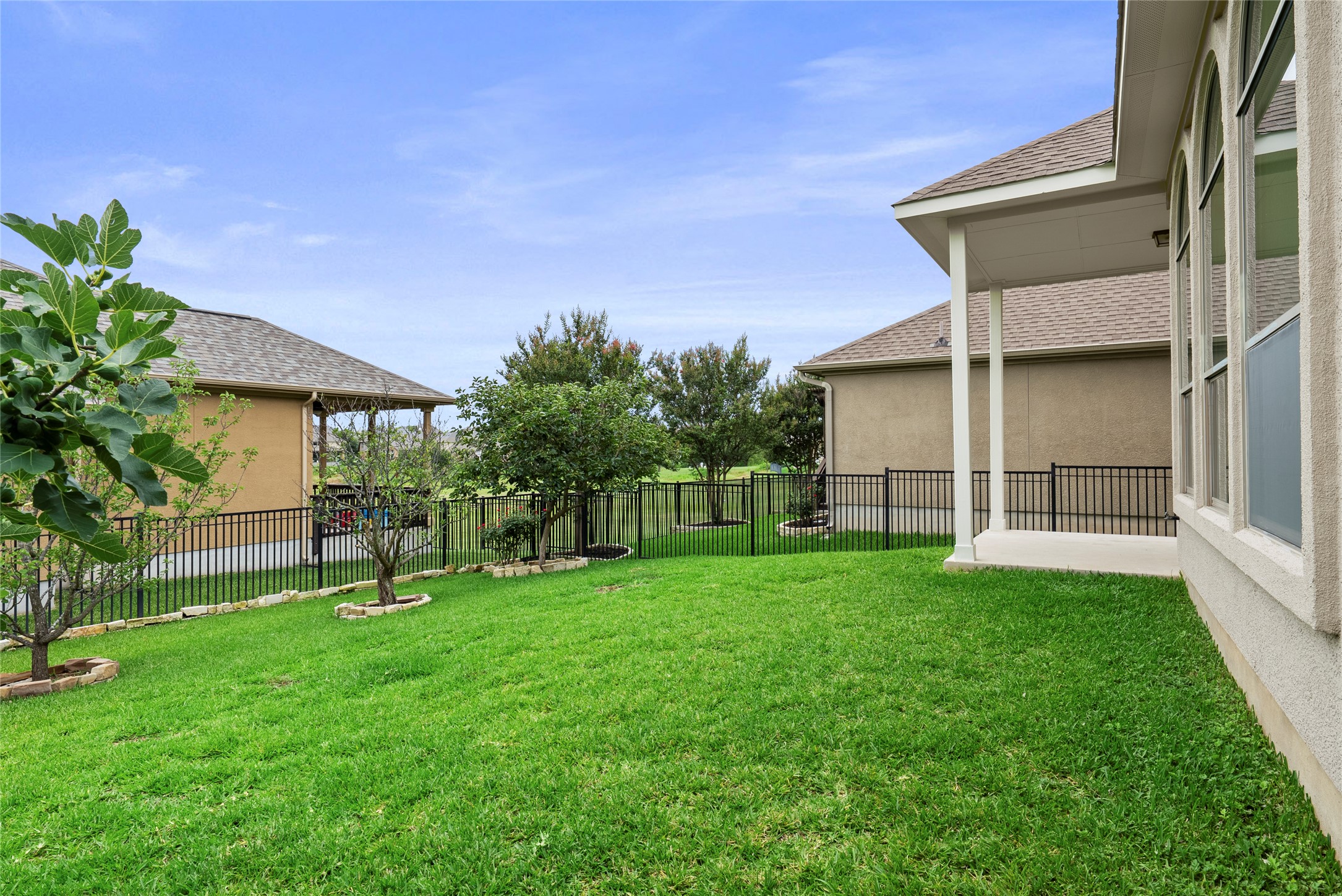 main property photo 35