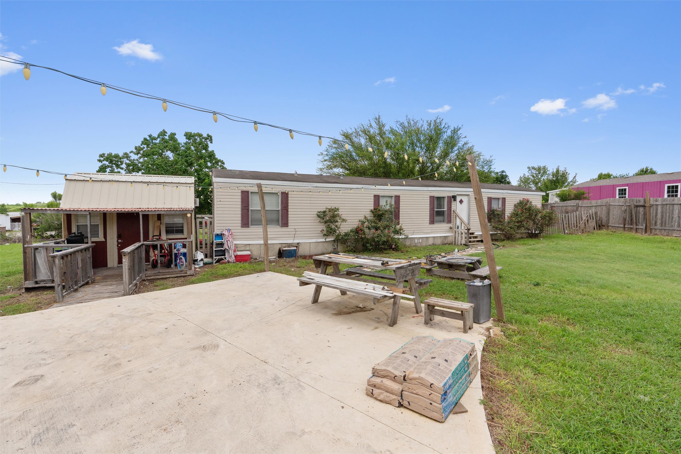 main property photo 19