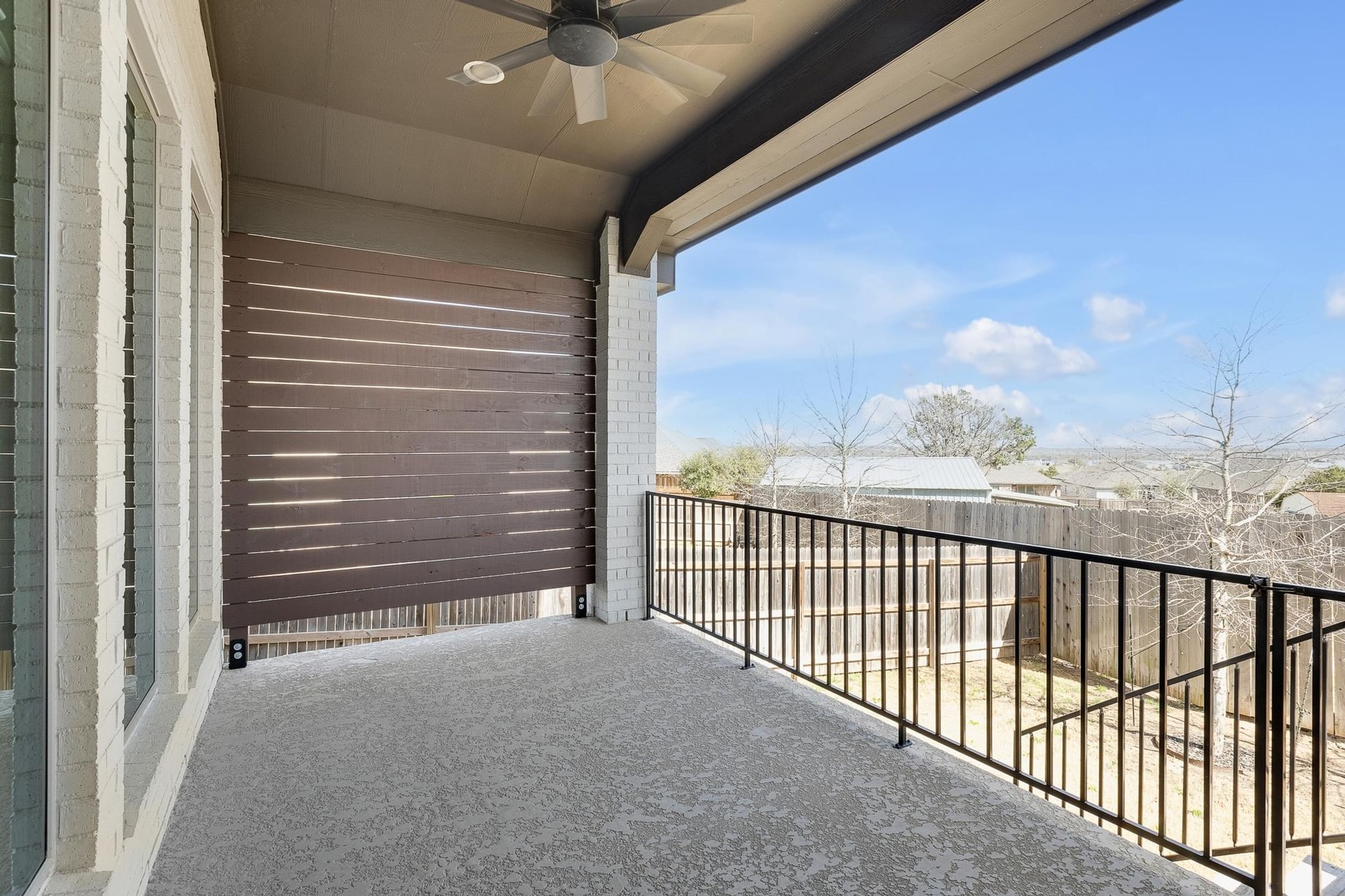 main property photo 36