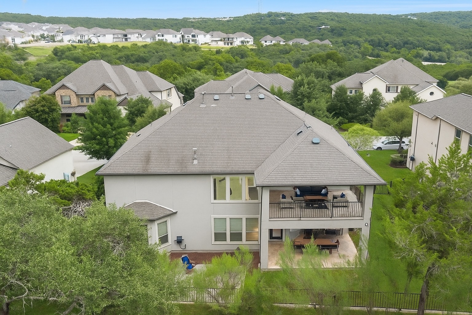 main property photo 27