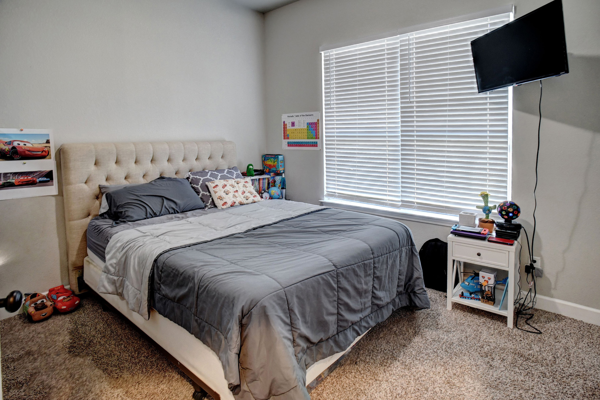 main property photo 22