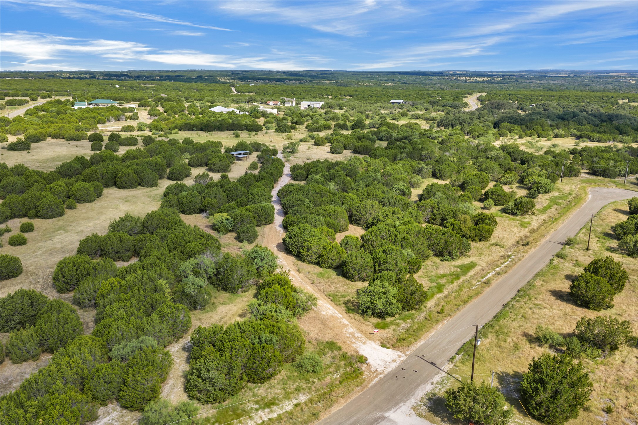 main property photo 29