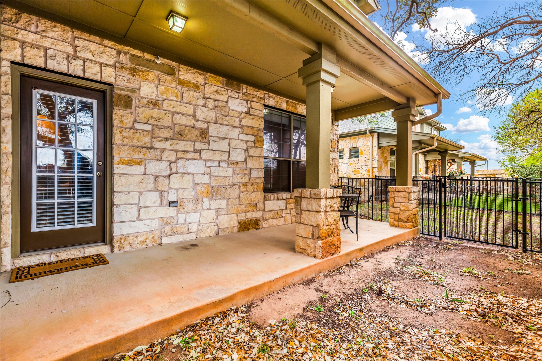 main property photo 29