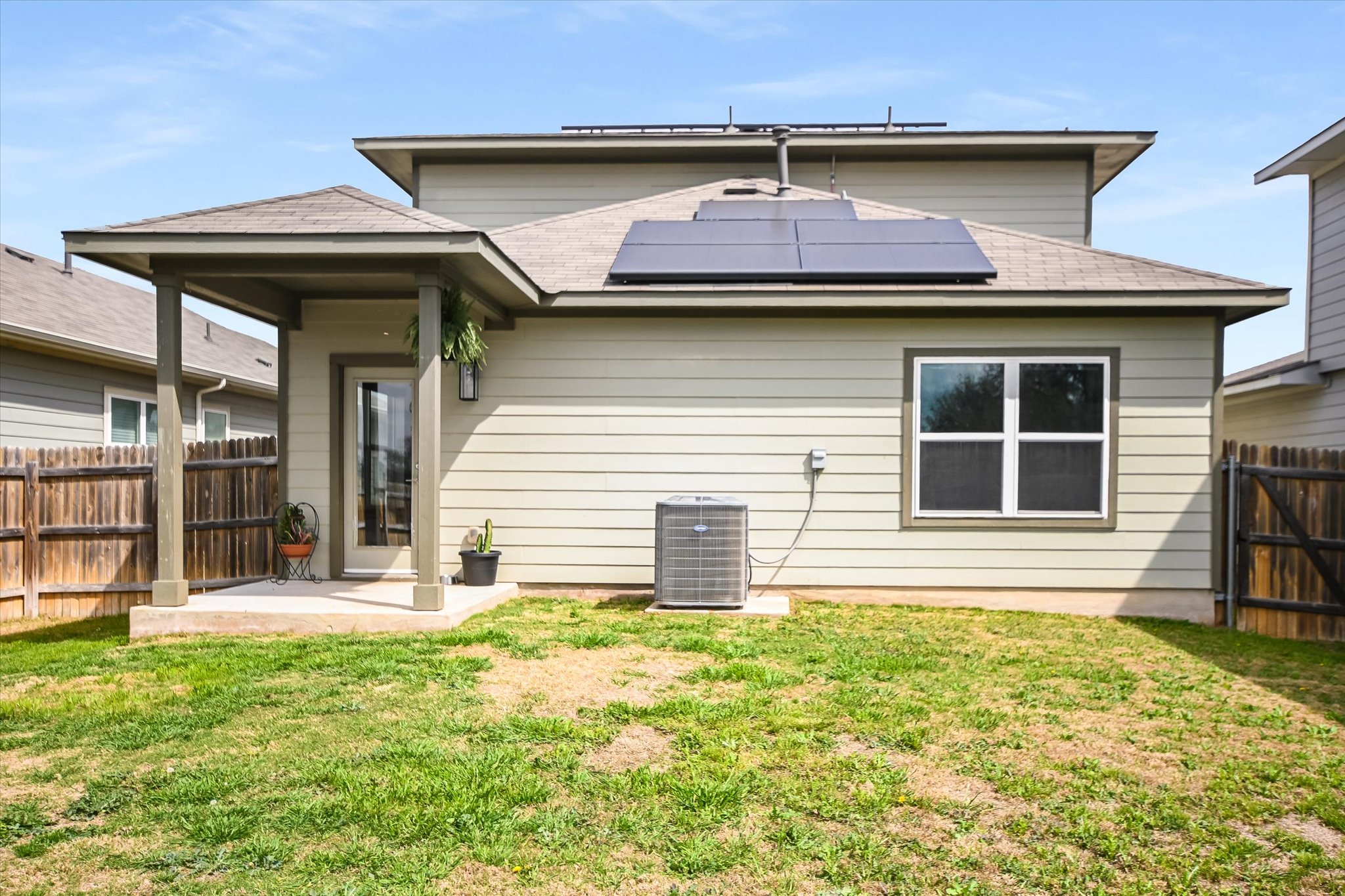 main property photo 19