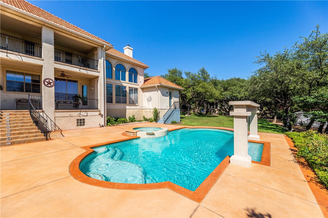 main property photo 31