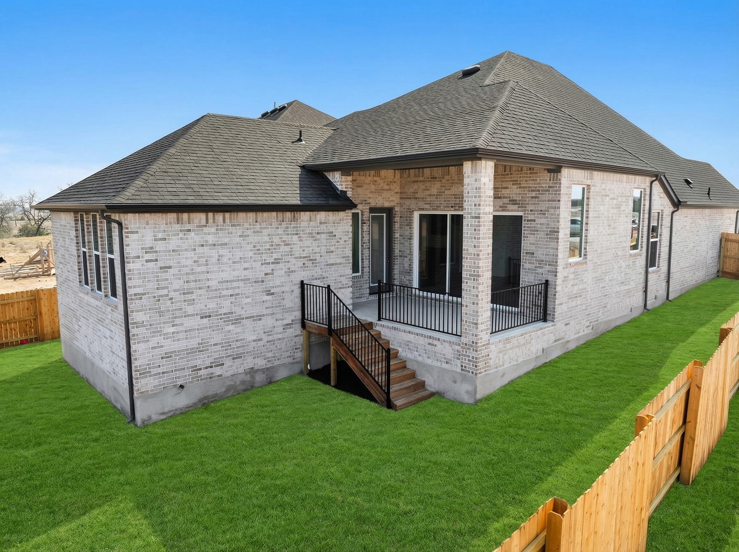 main property photo 26