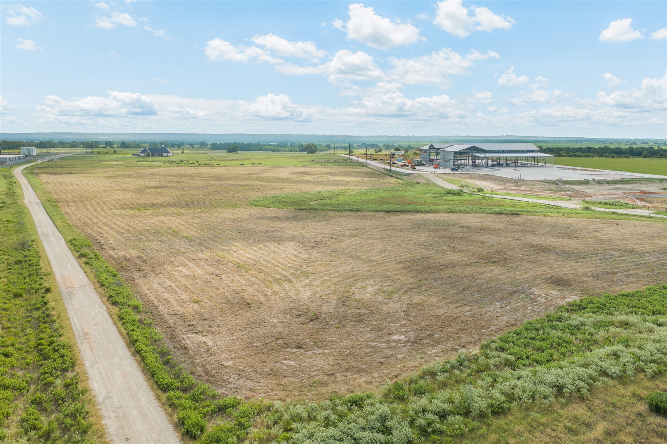 main property photo 8