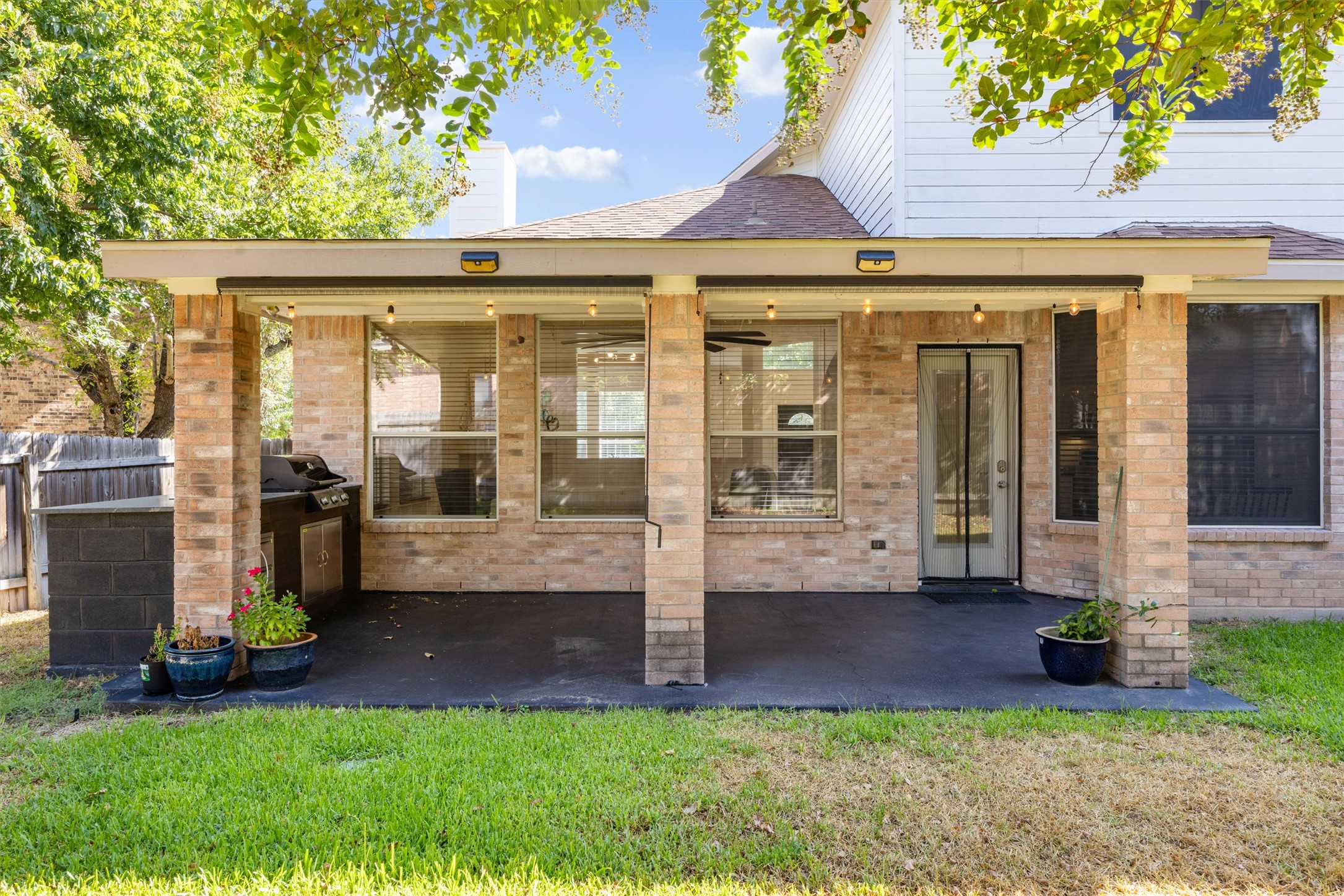 main property photo 37