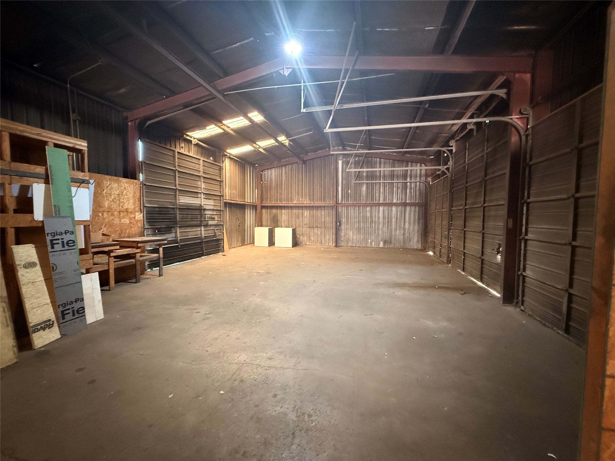 main property photo 18