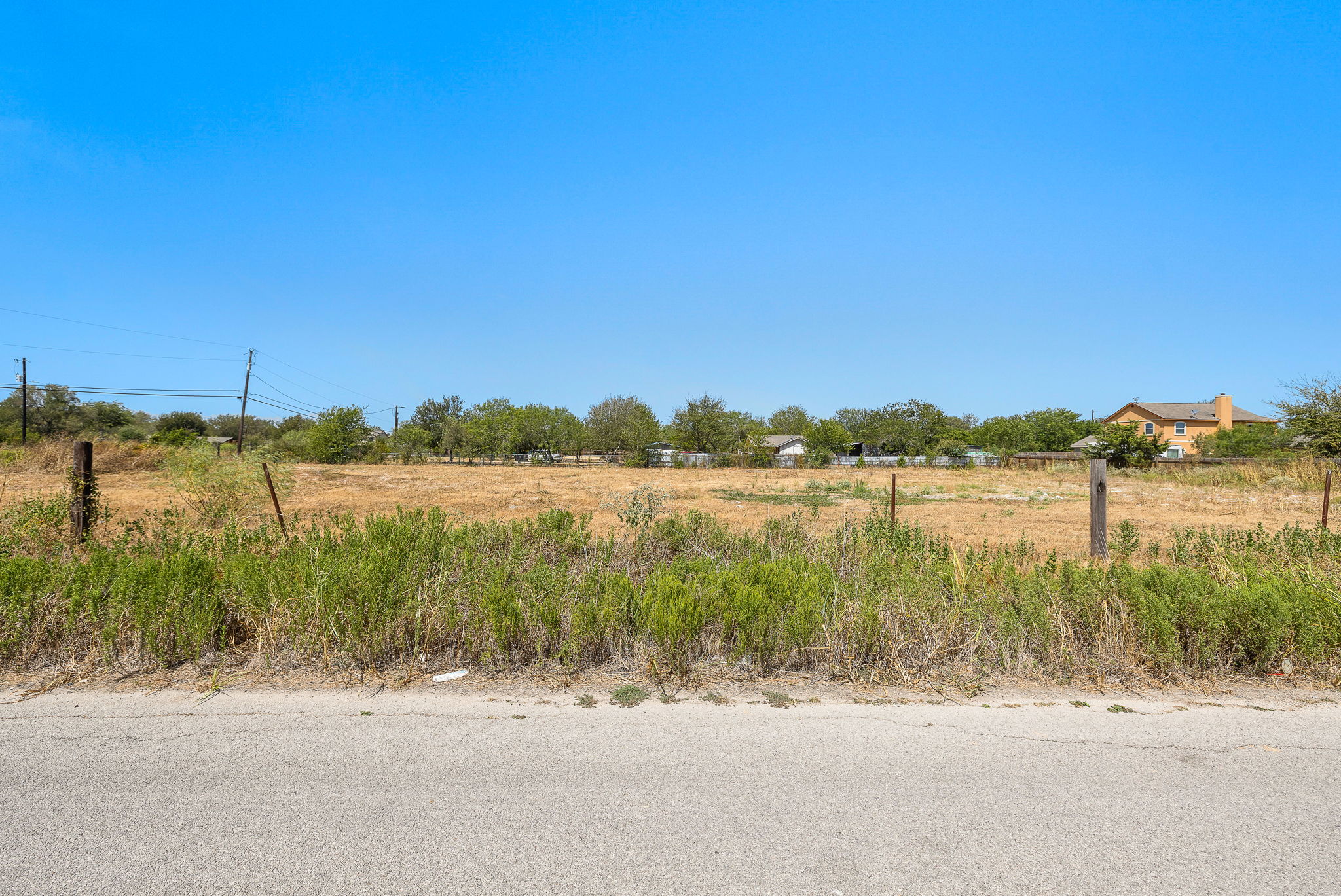 main property photo 12