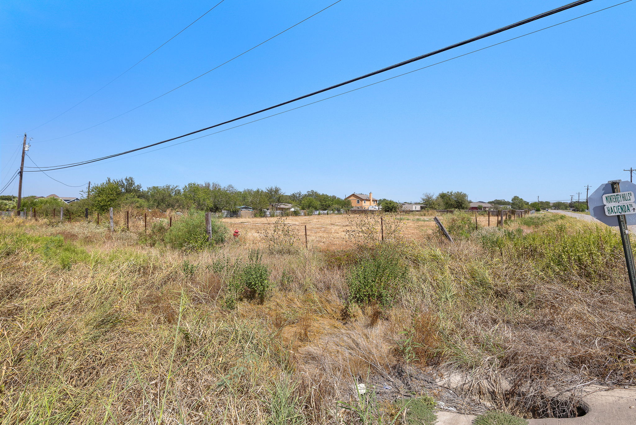 main property photo 6