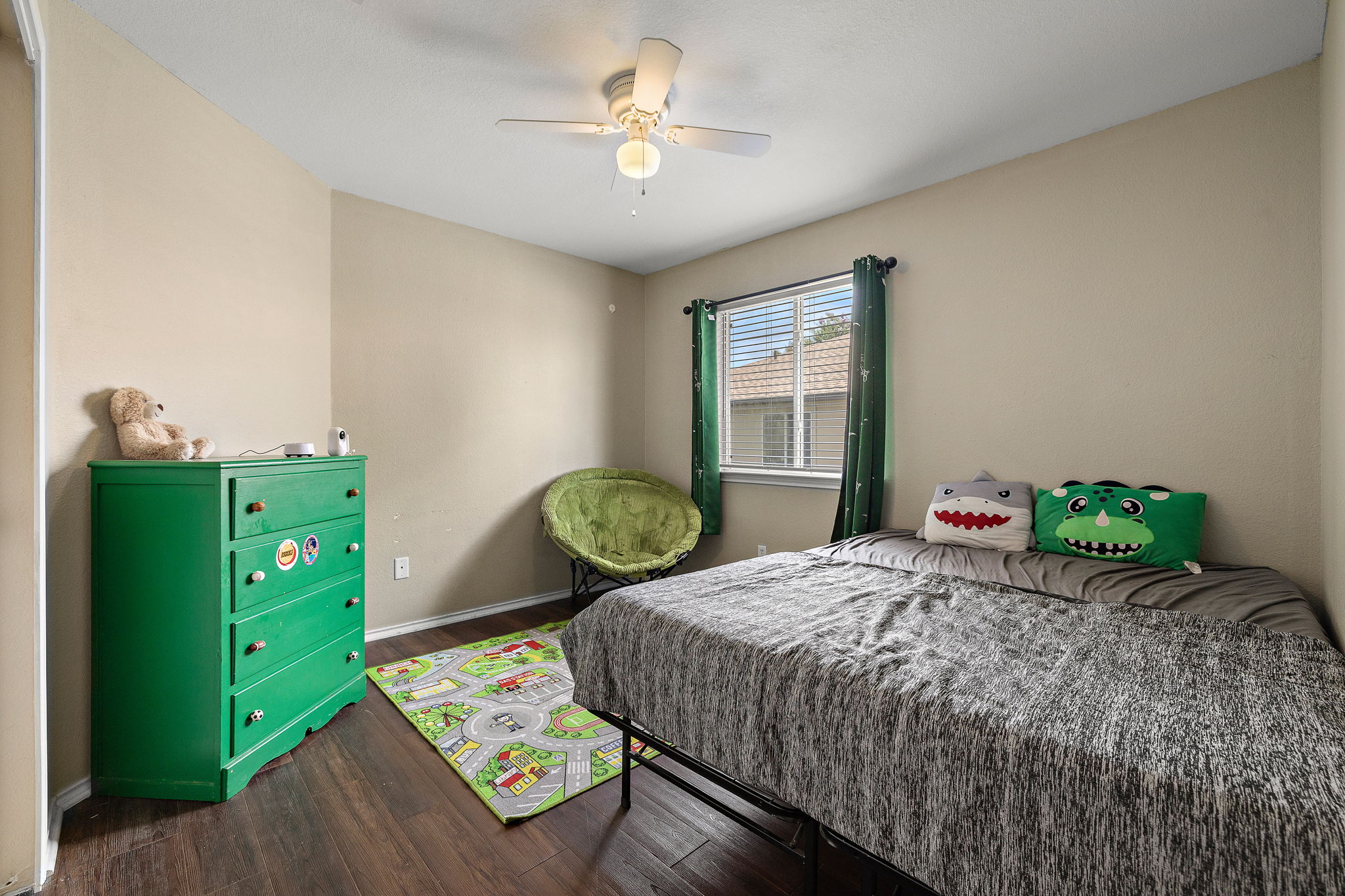 main property photo 4