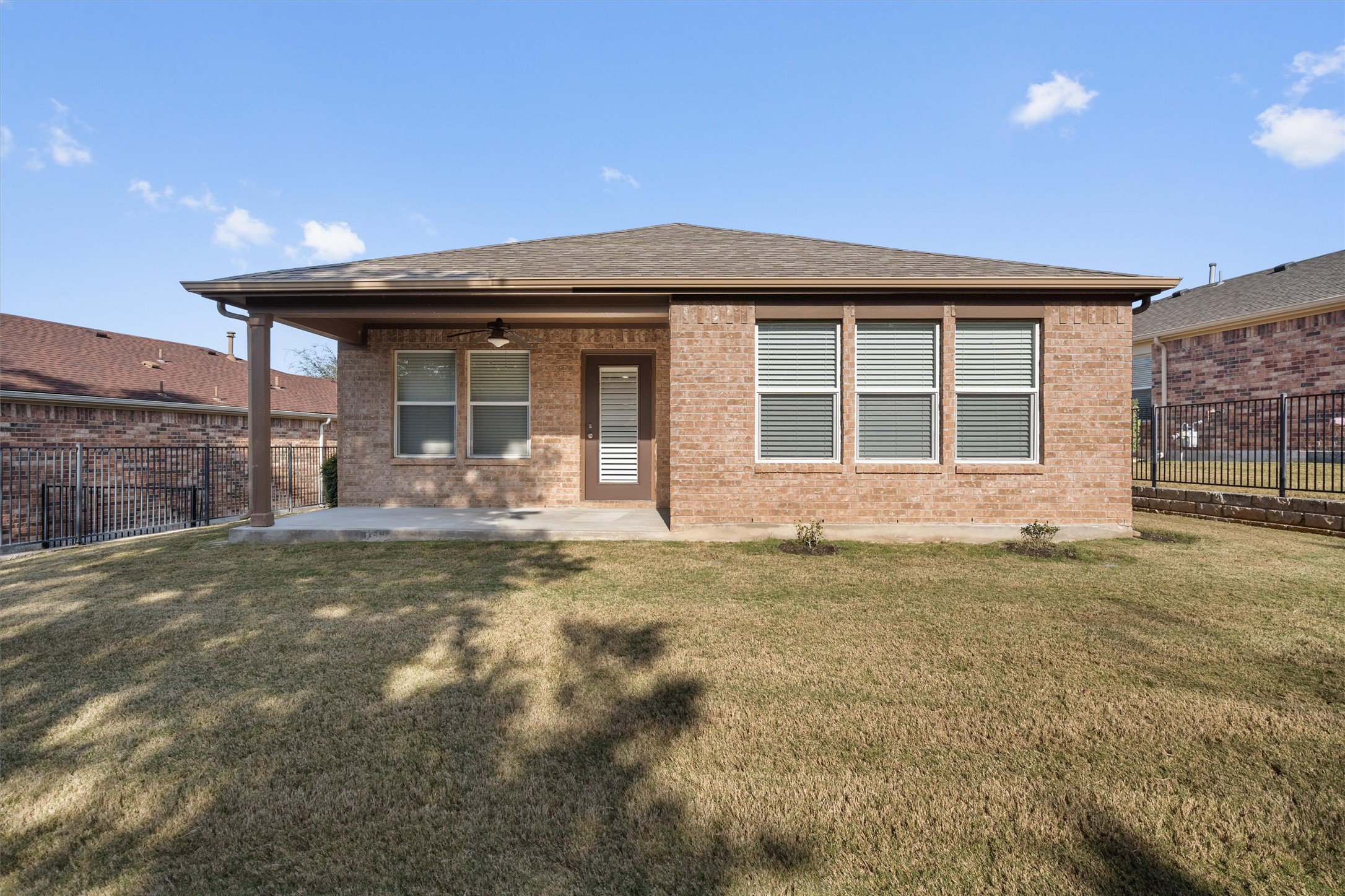 main property photo 27