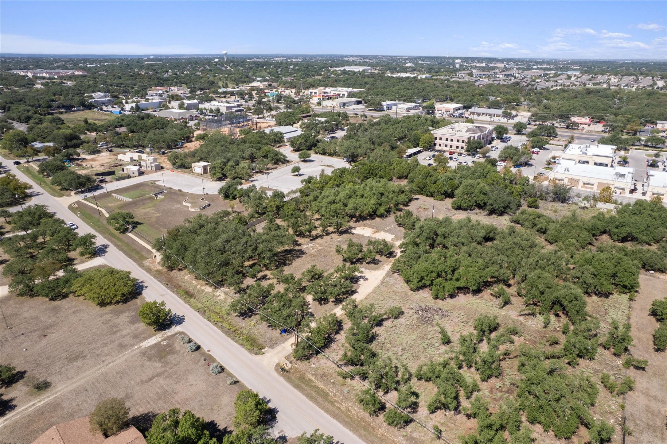 main property photo 8
