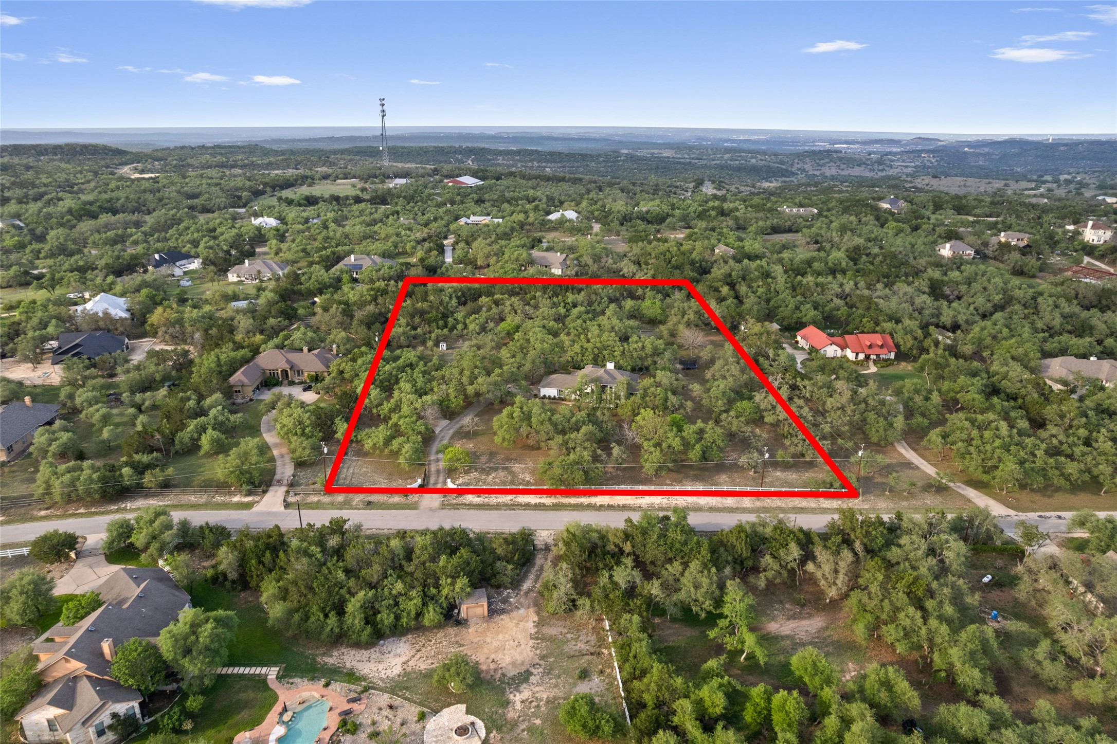 main property photo 3
