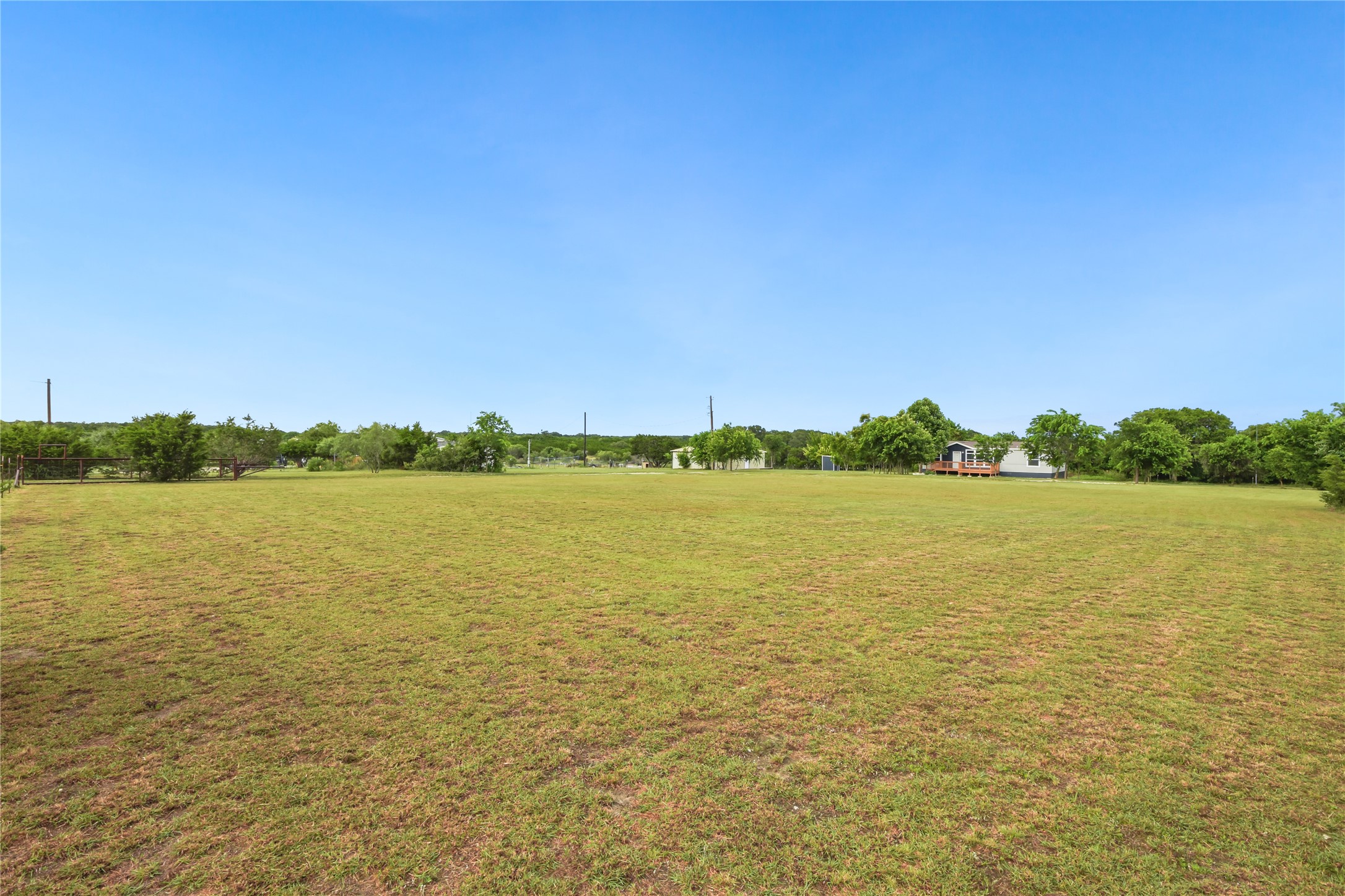 main property photo 15
