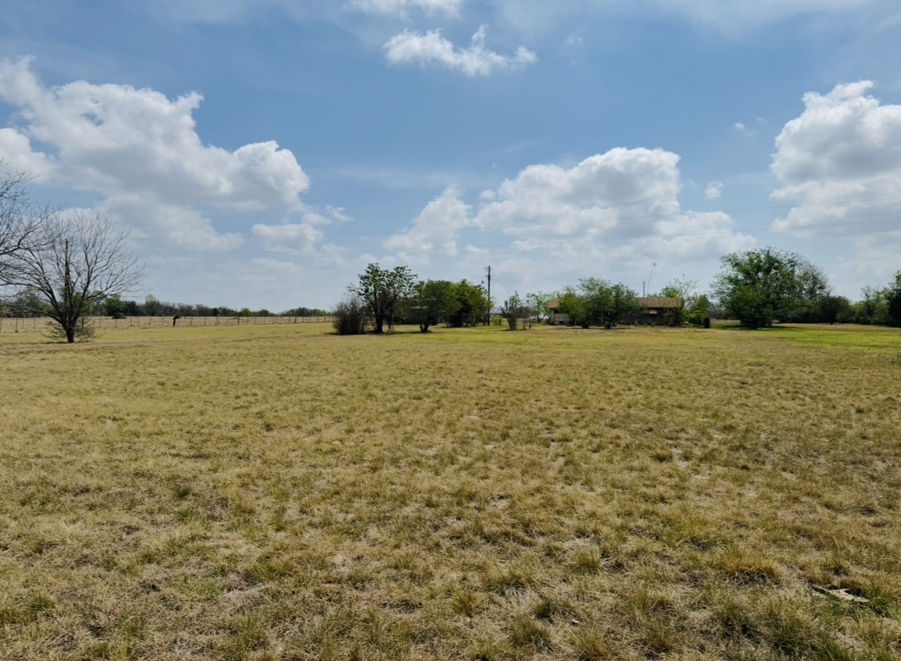 main property photo 31