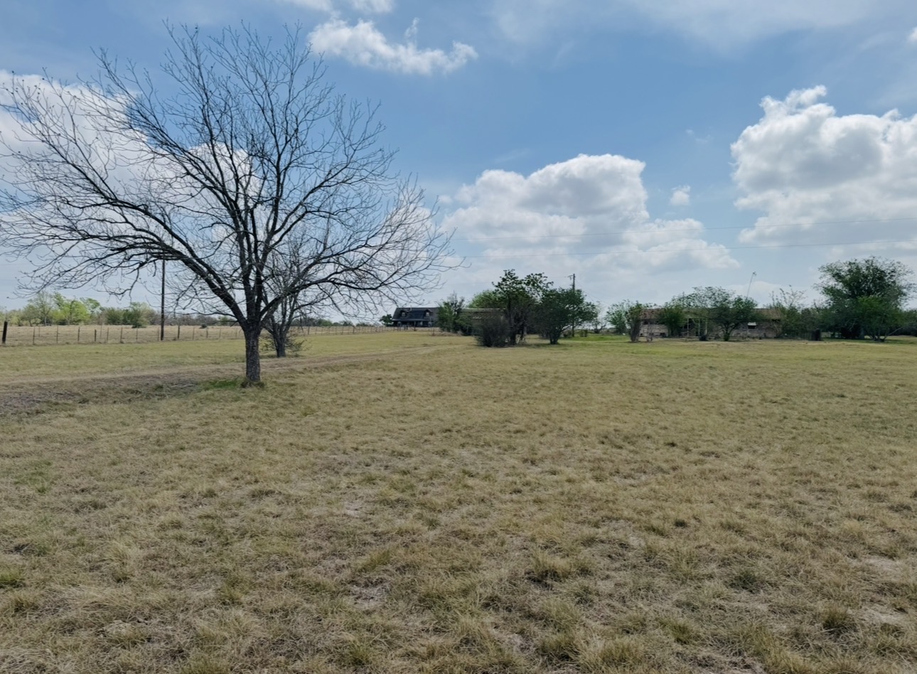 main property photo 32
