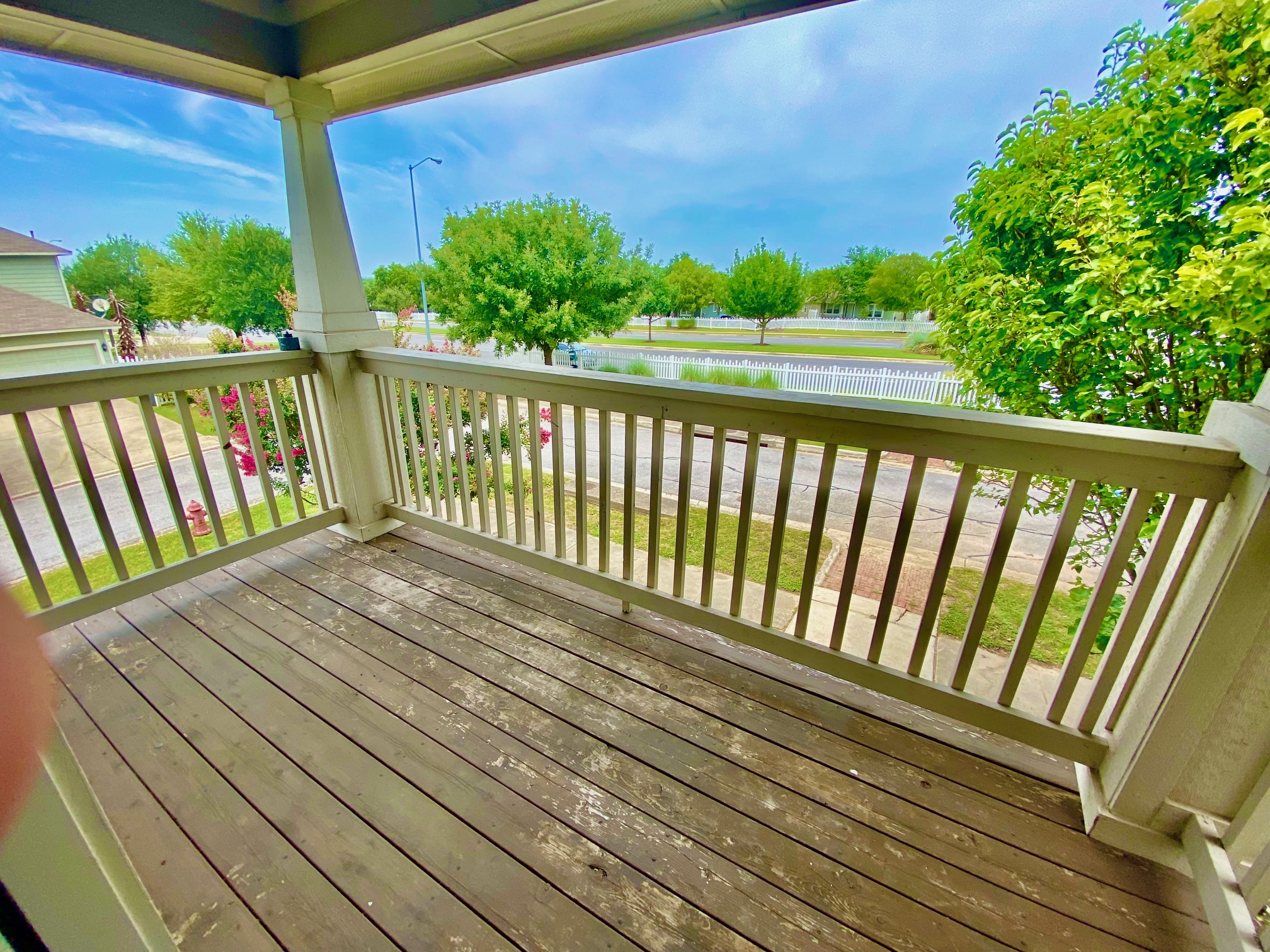 main property photo 23
