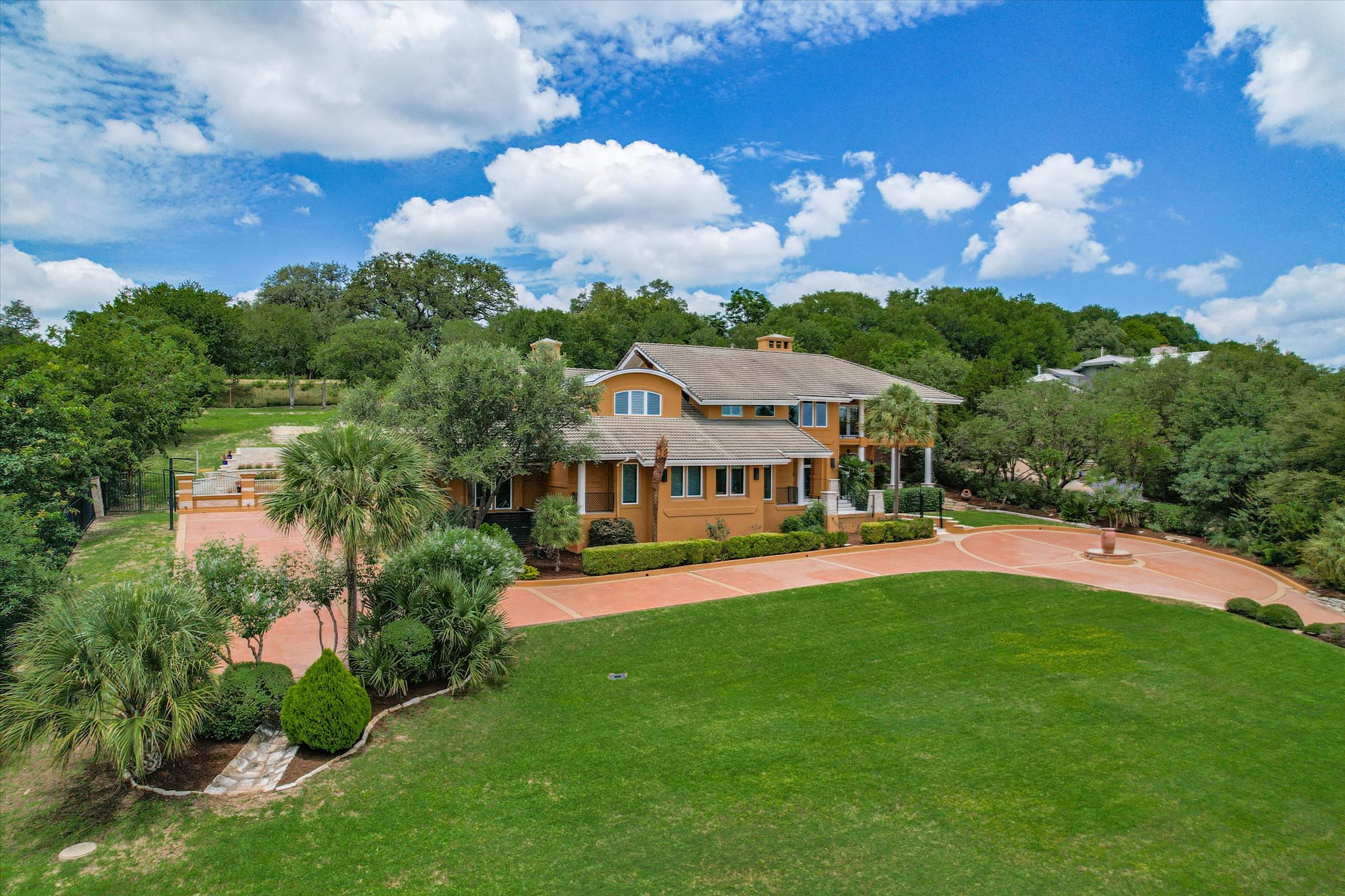 main property photo 38