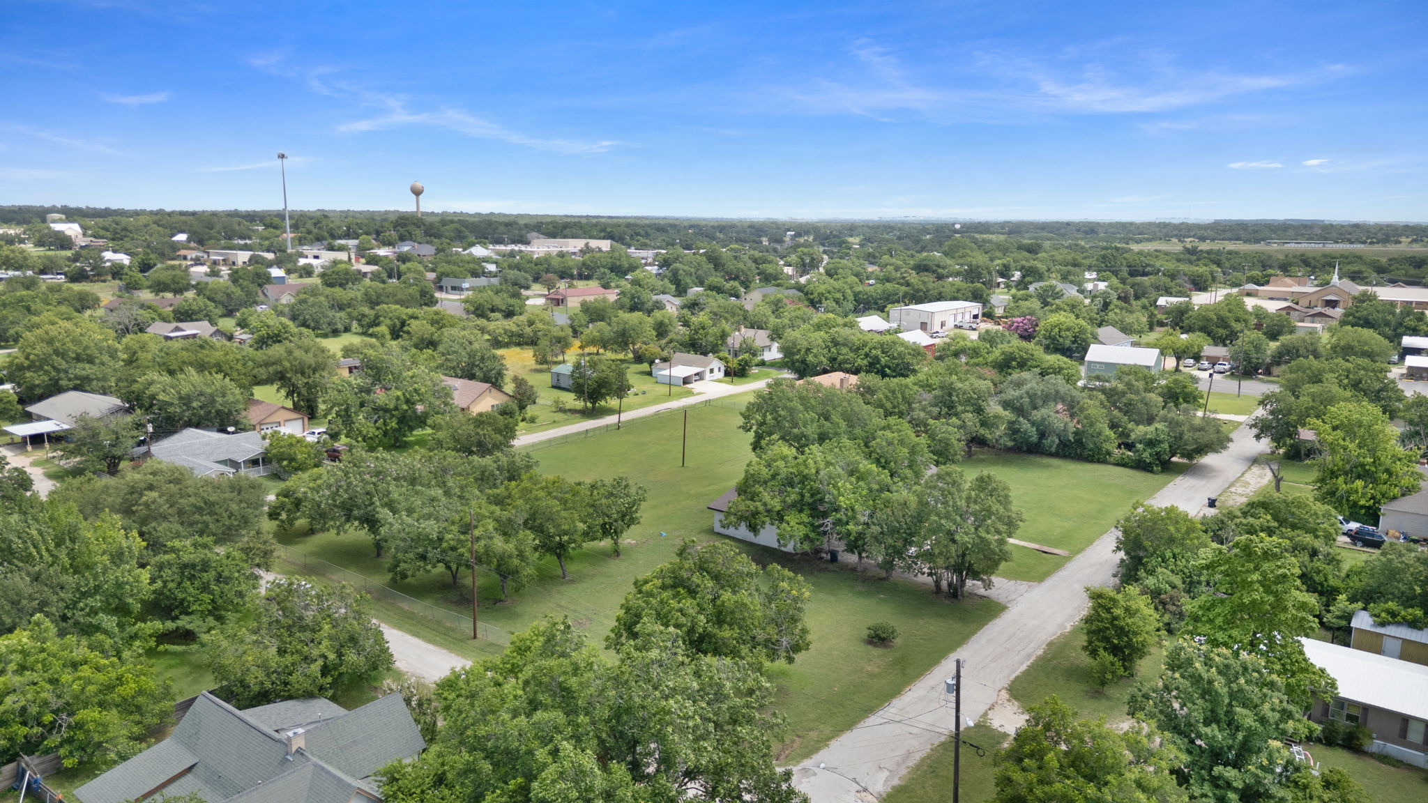 main property photo 25