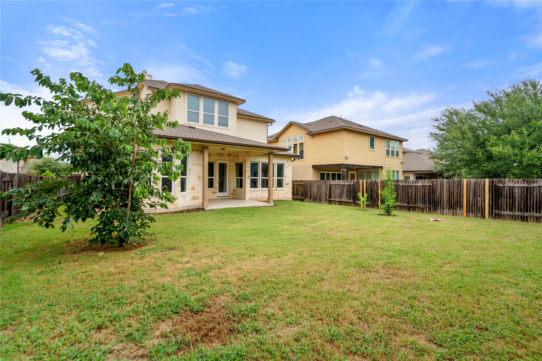 main property photo 37