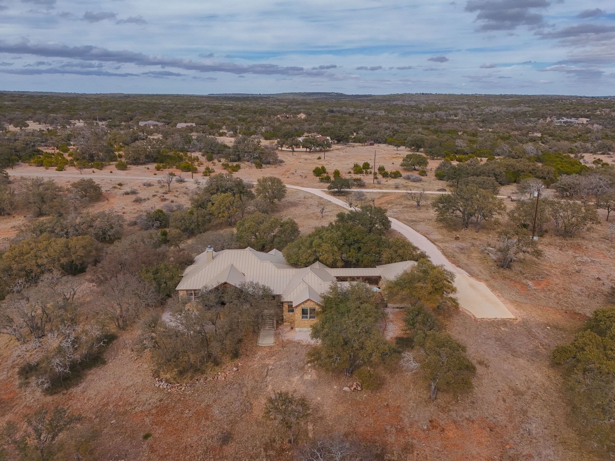 main property photo 33