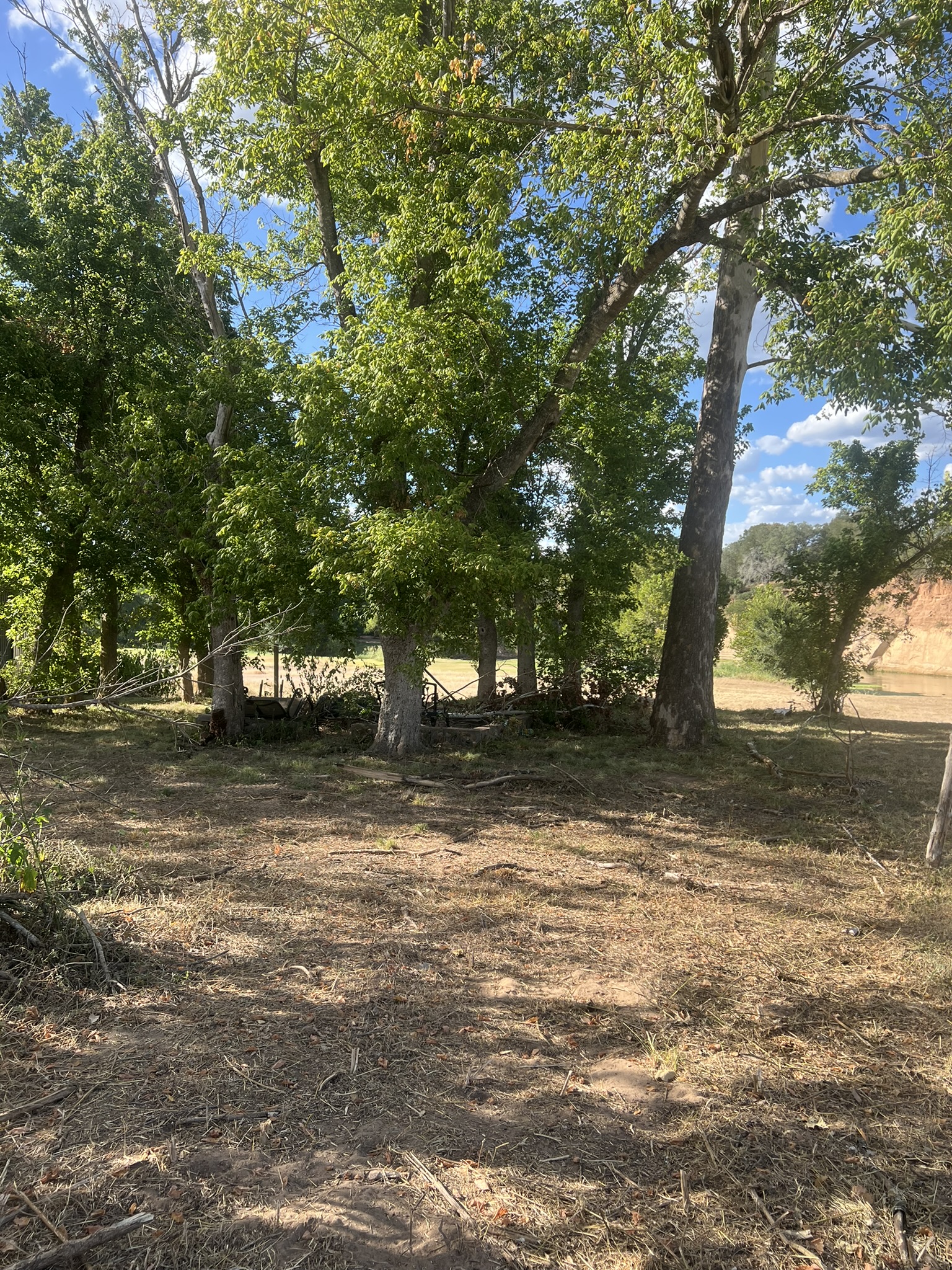 main property photo 6