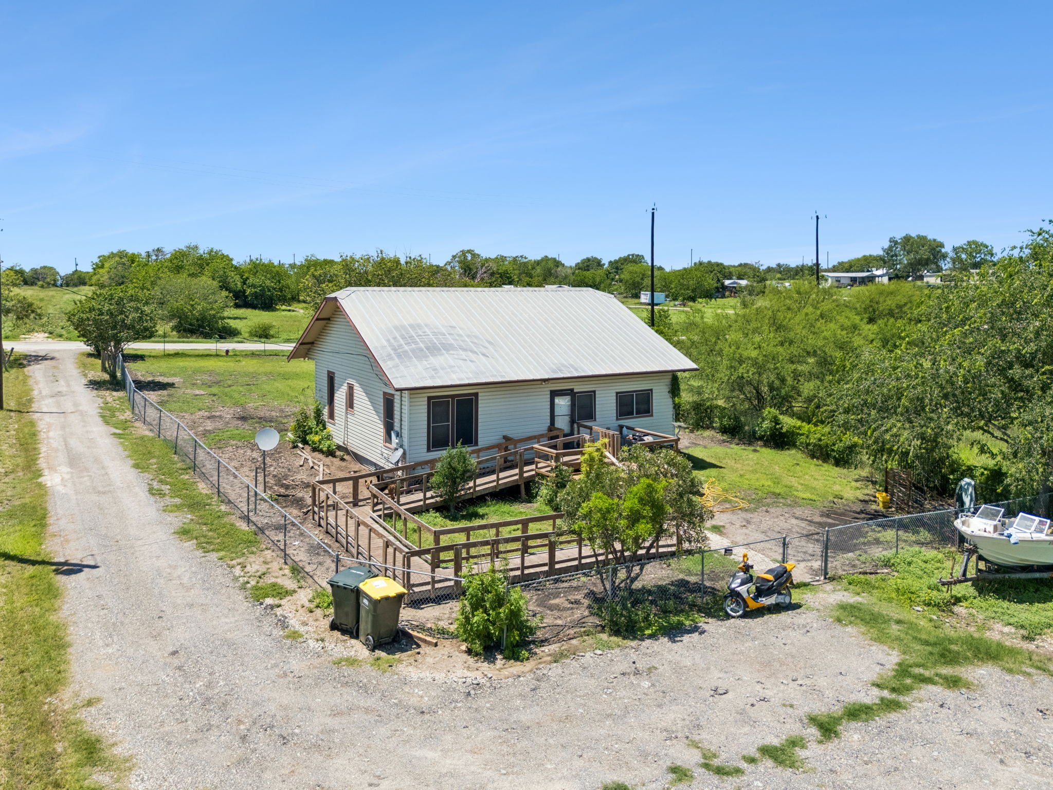 main property photo 21