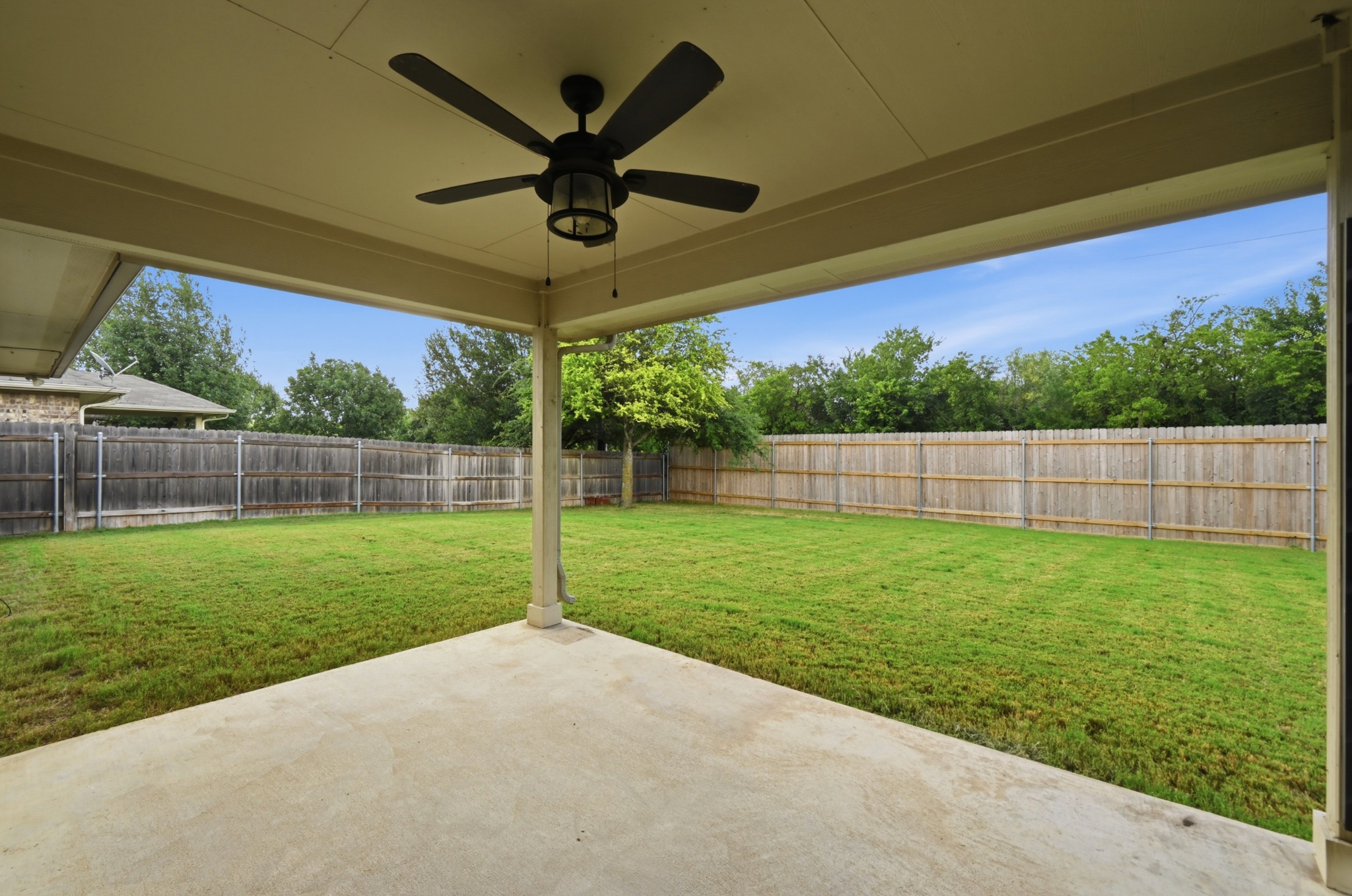 main property photo 22