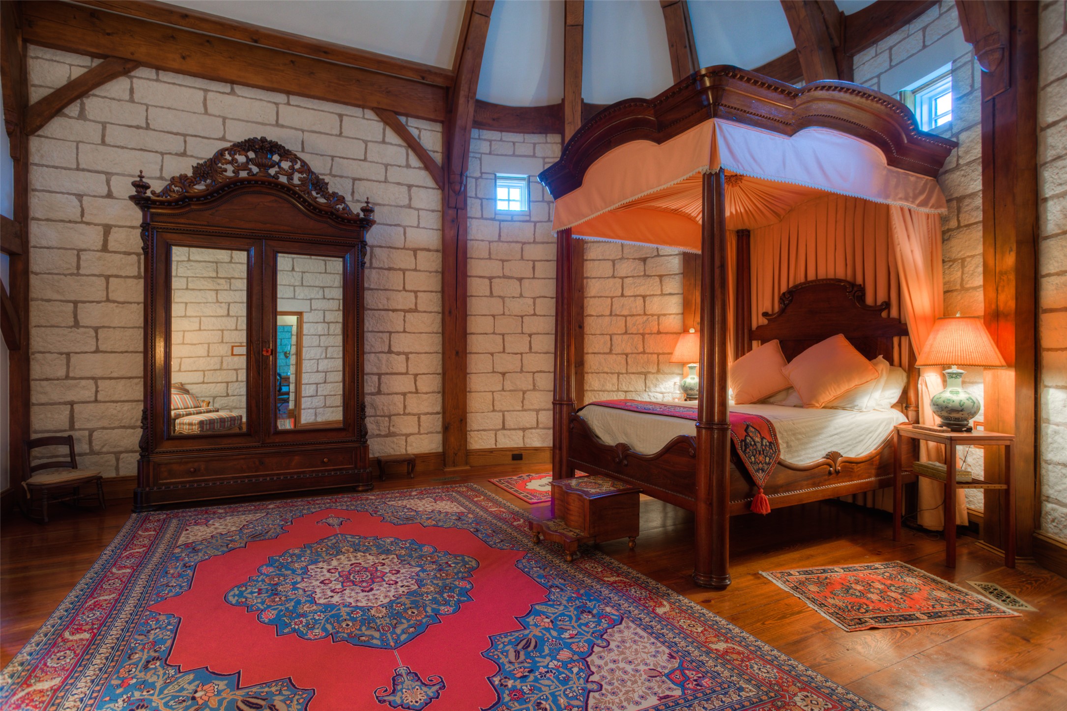 main property photo 24