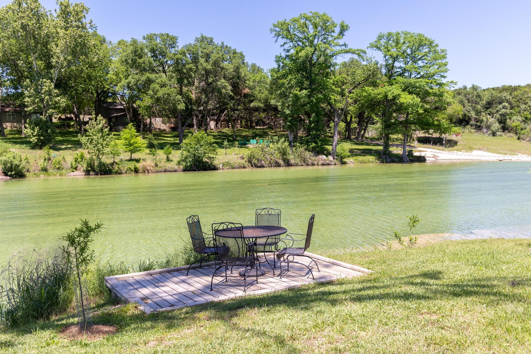 main property photo 19