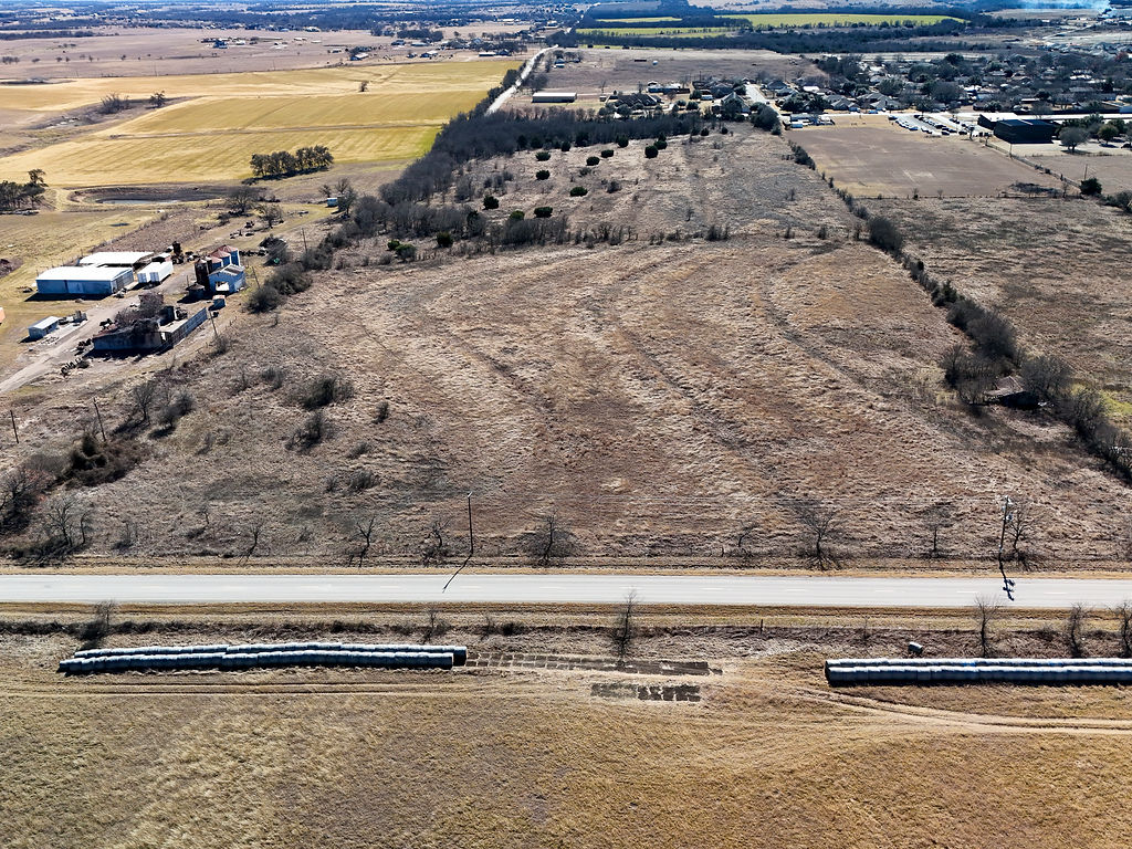 main property photo 19