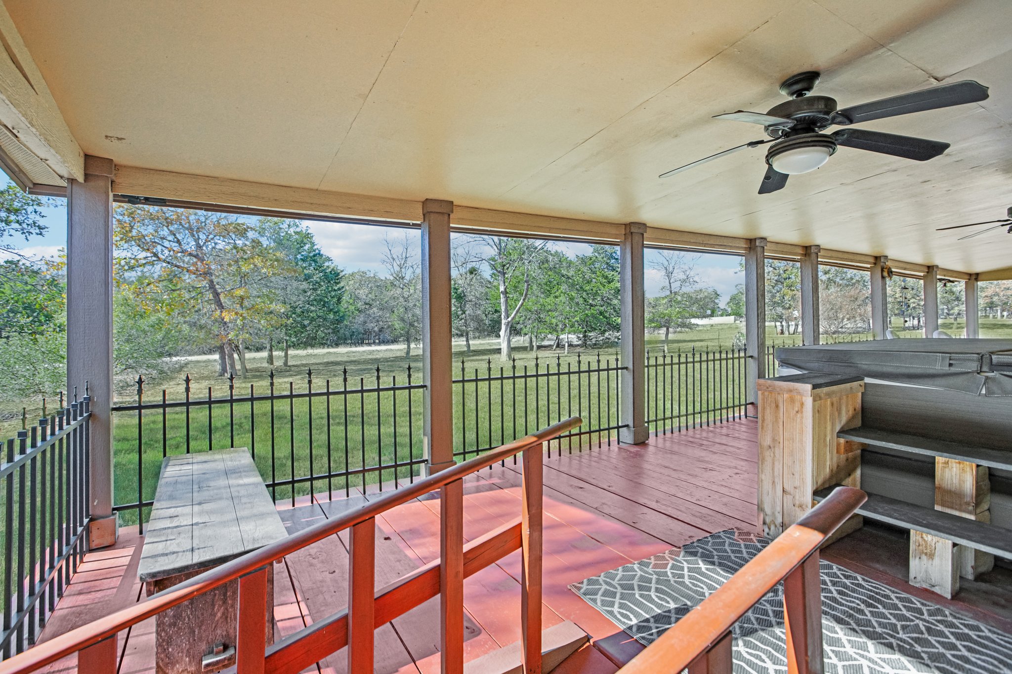 main property photo 35