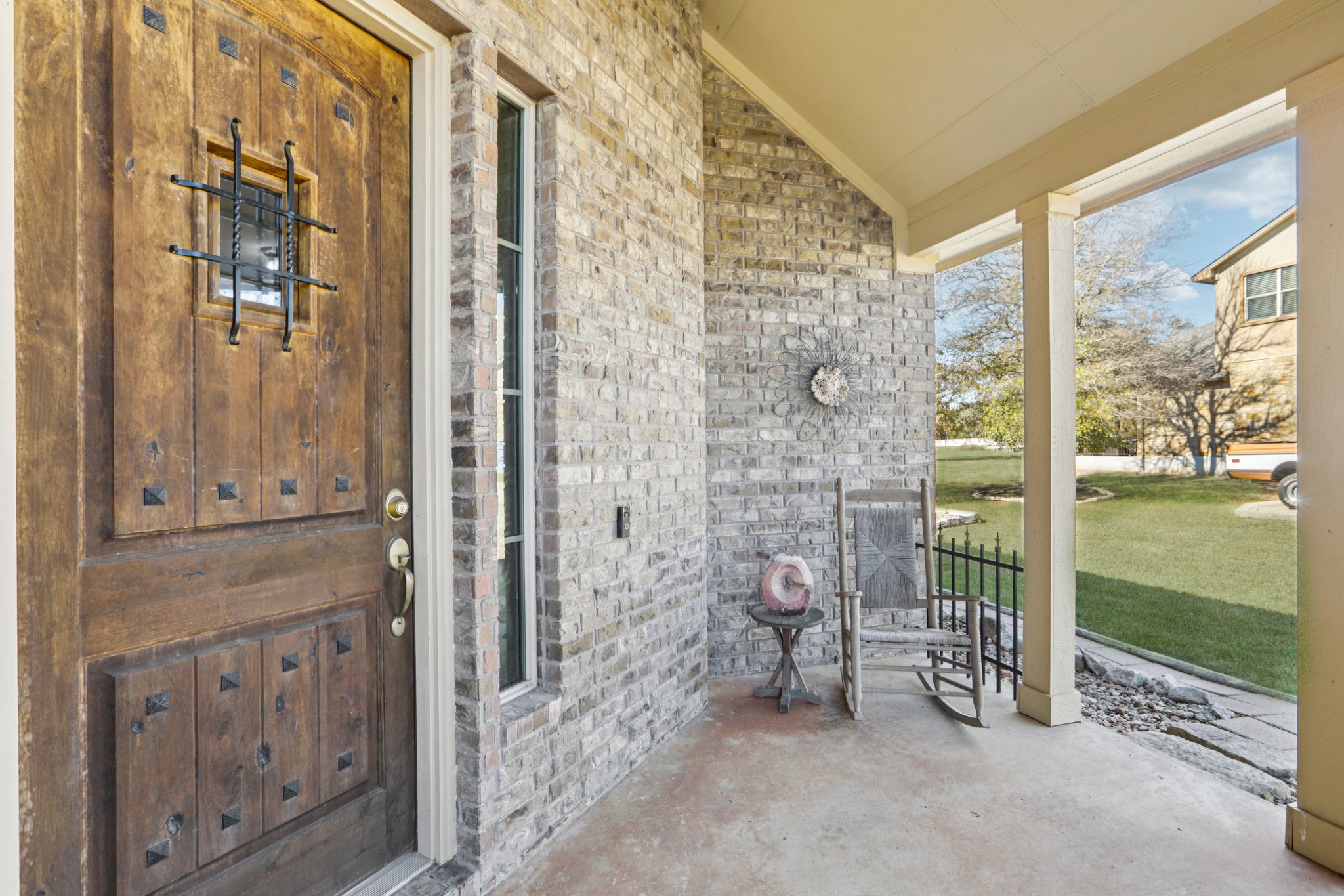 main property photo 9