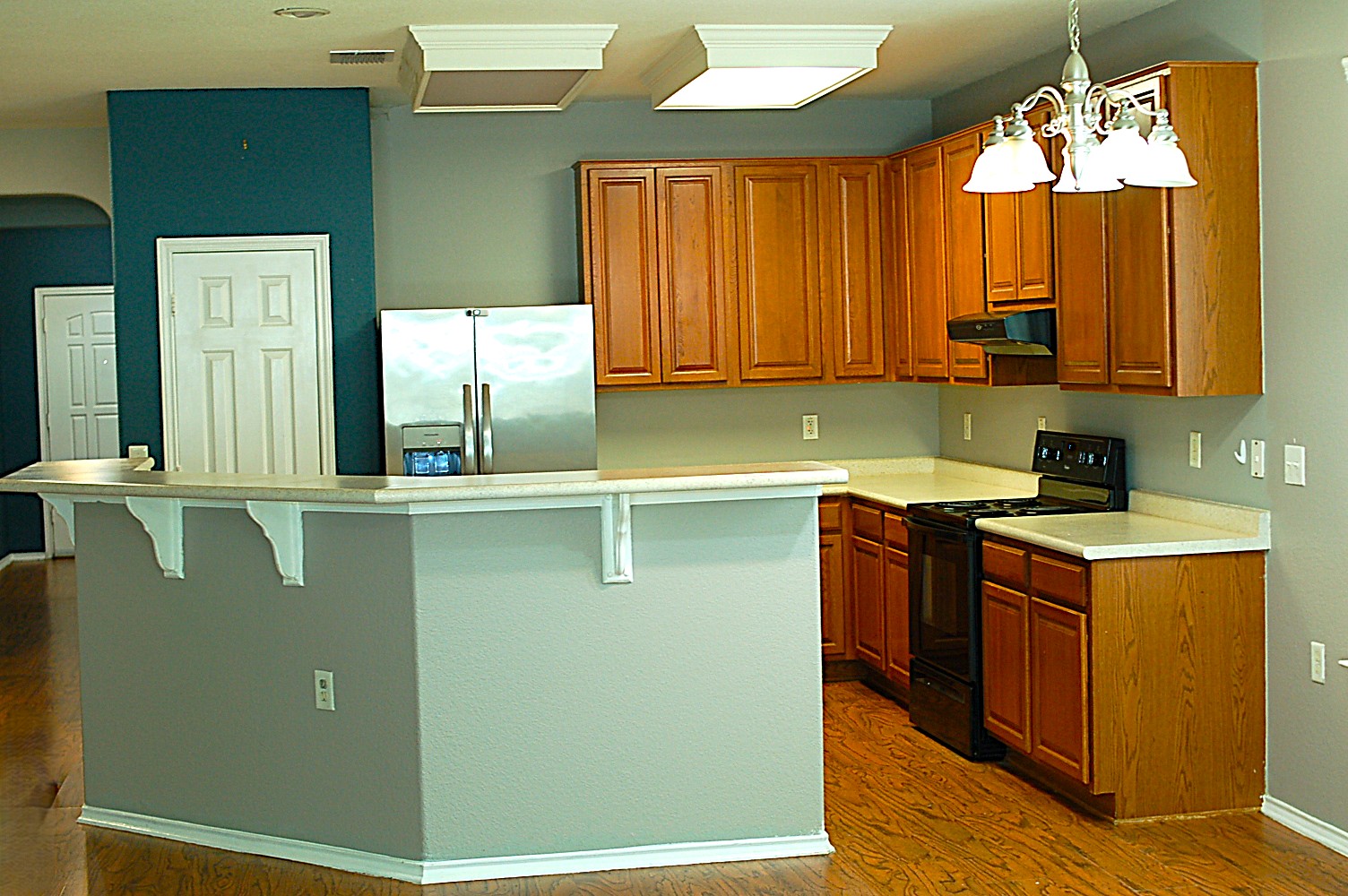 main property photo 12