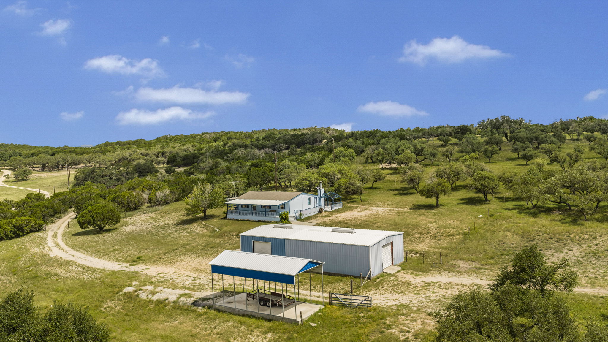 main property photo 22