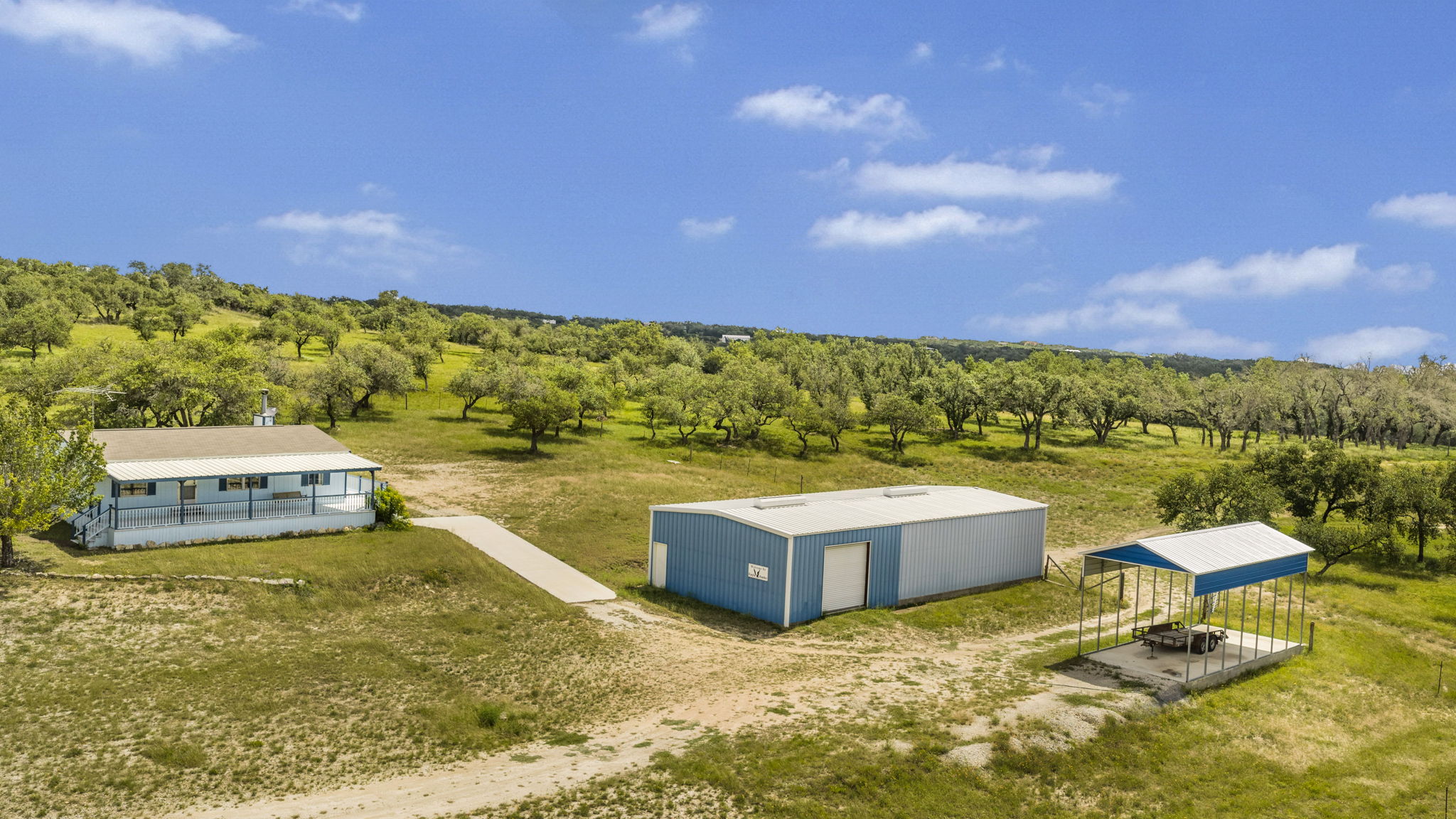 main property photo 23