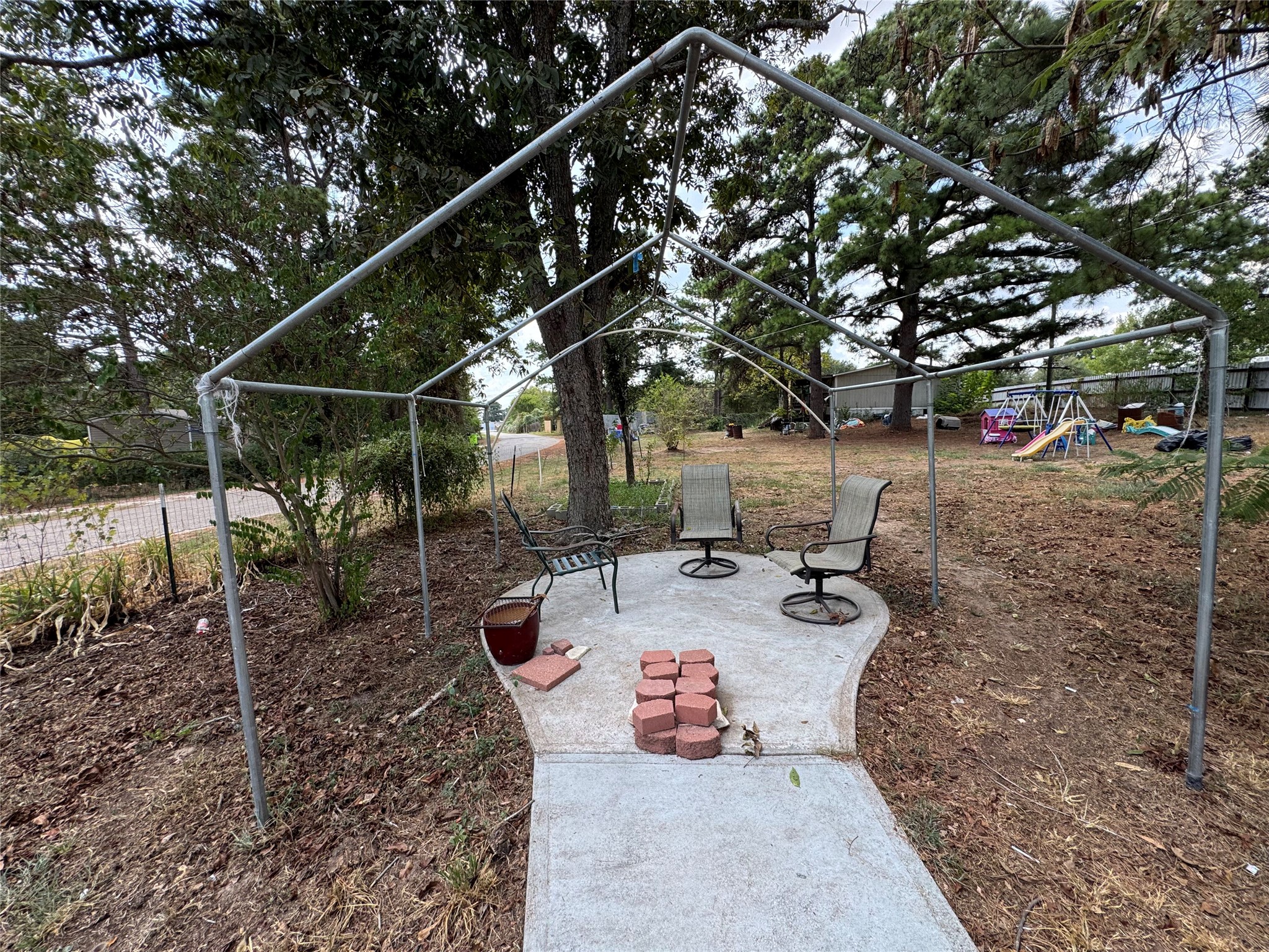 main property photo 10