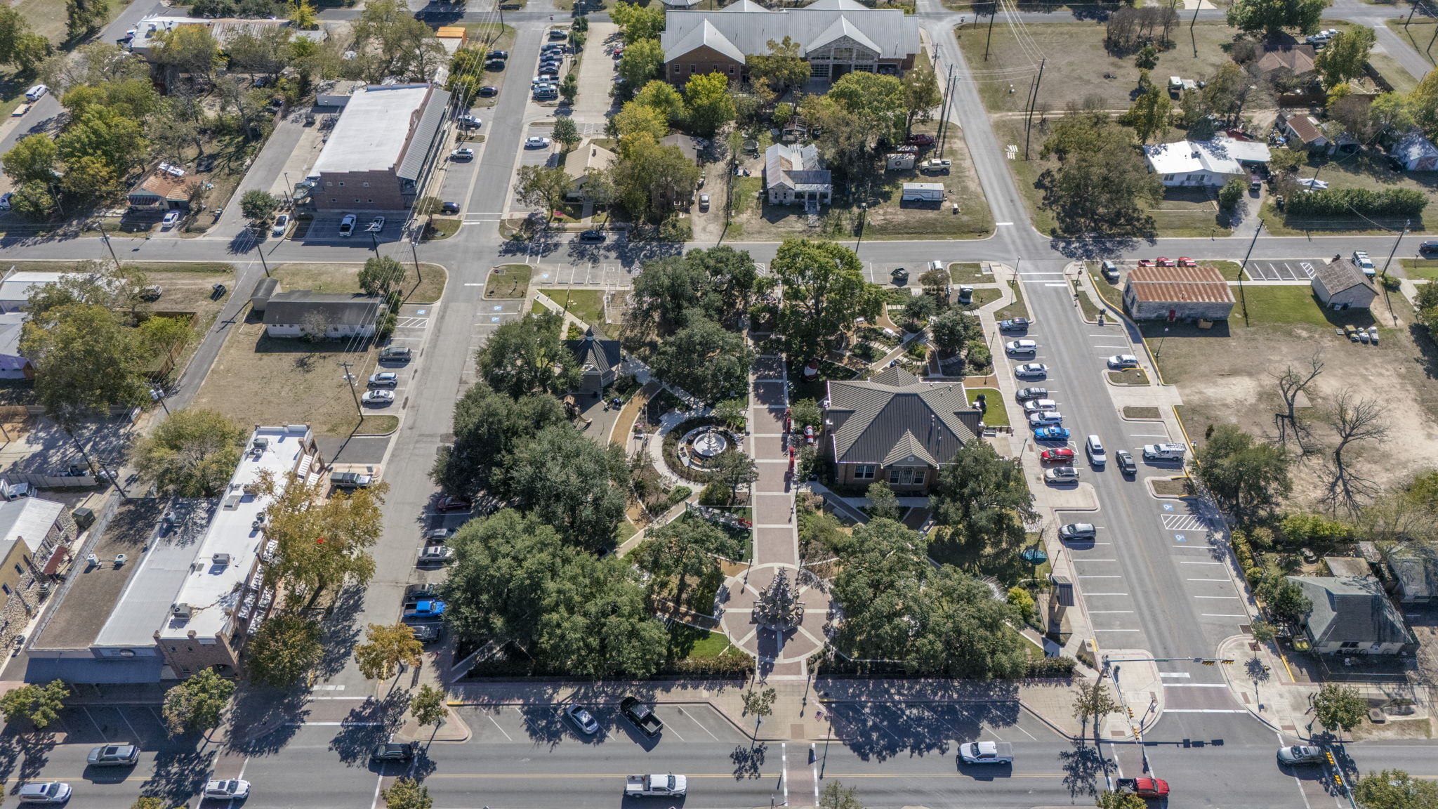 main property photo 11