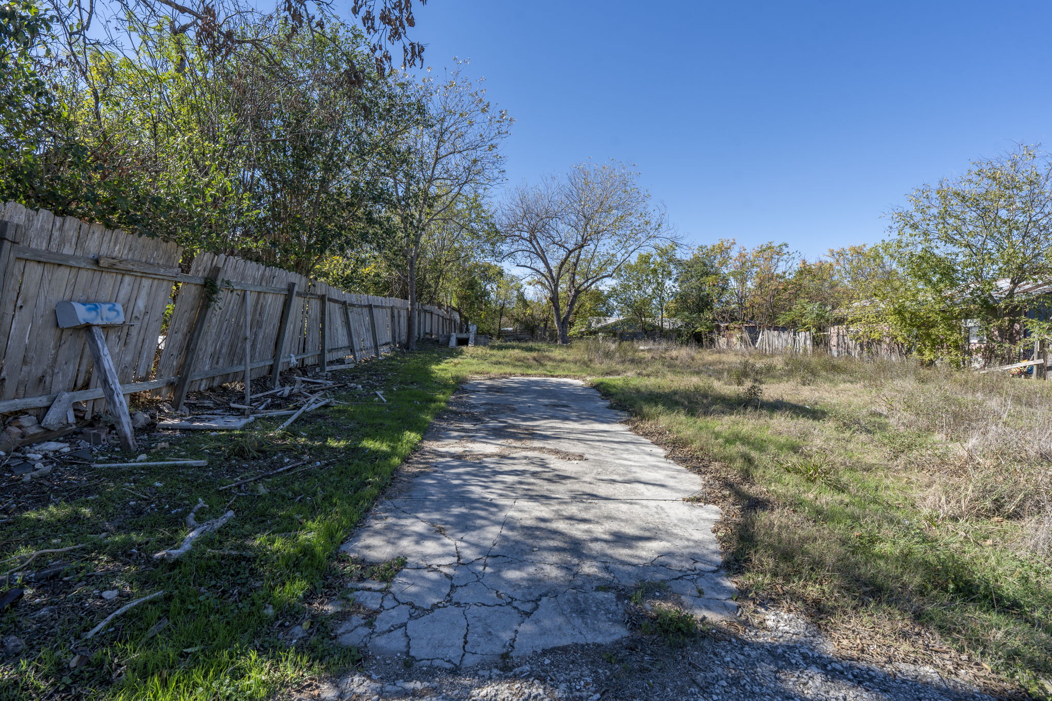 main property photo 21