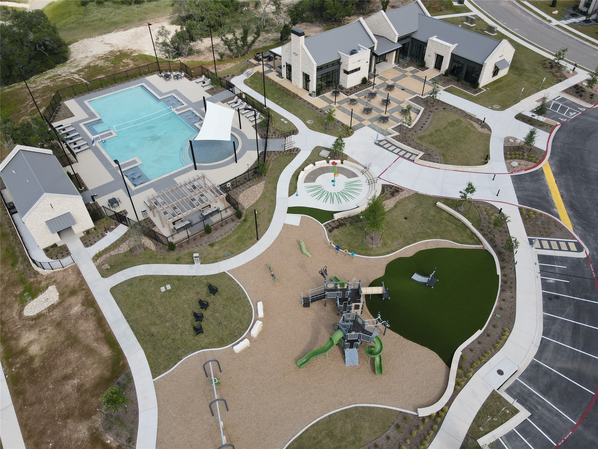 main property photo 26