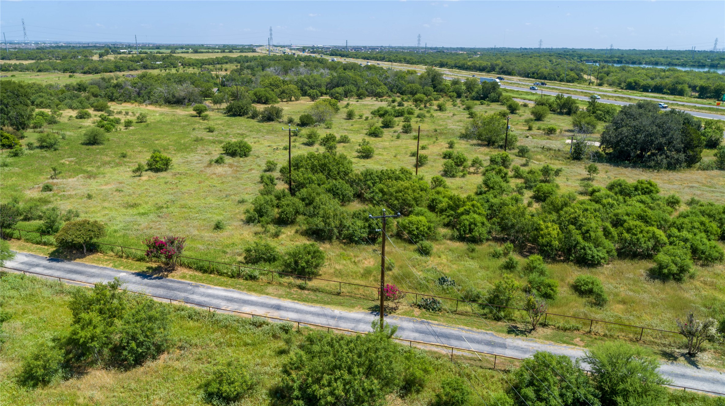 main property photo 16