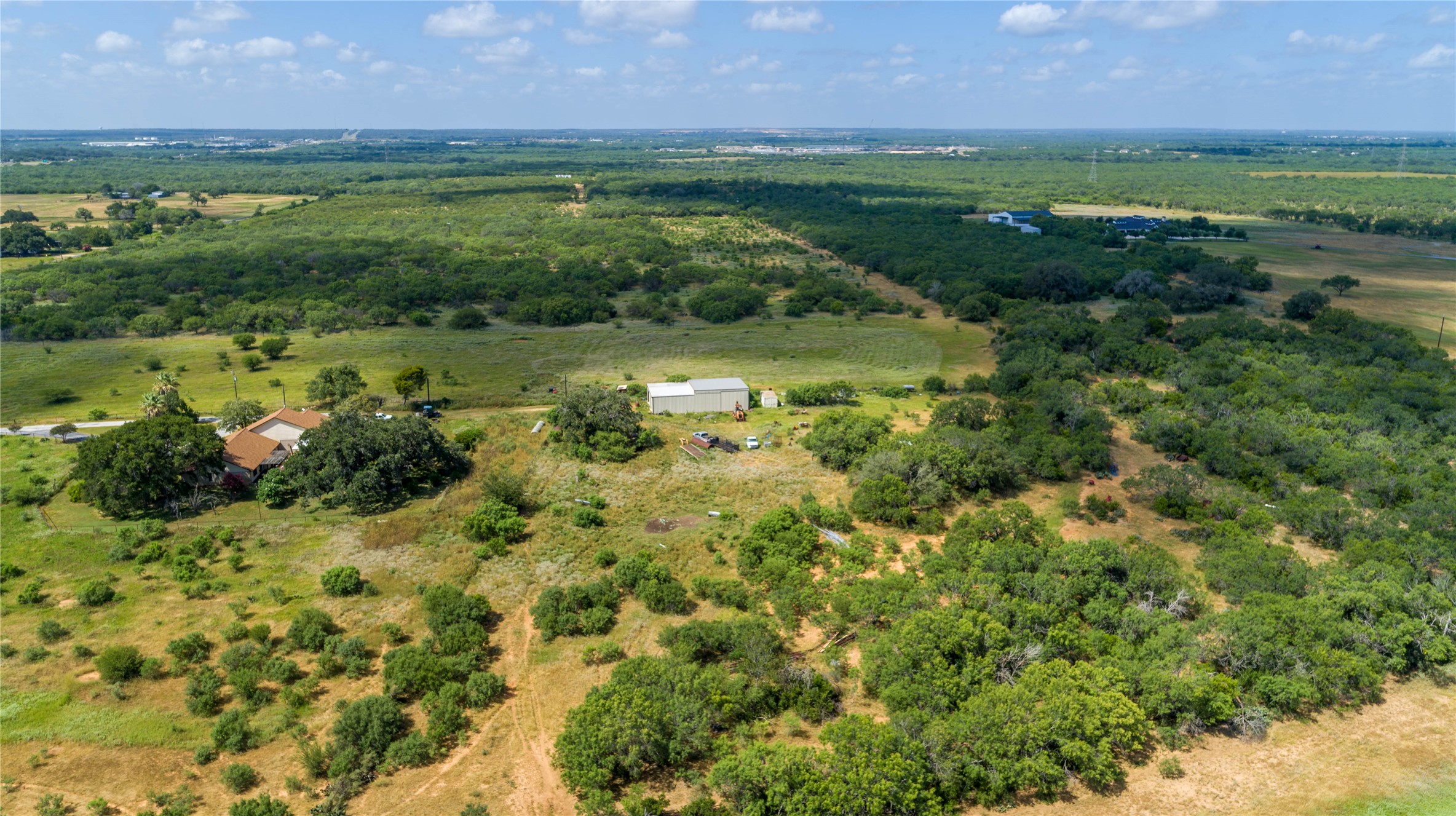 main property photo 8