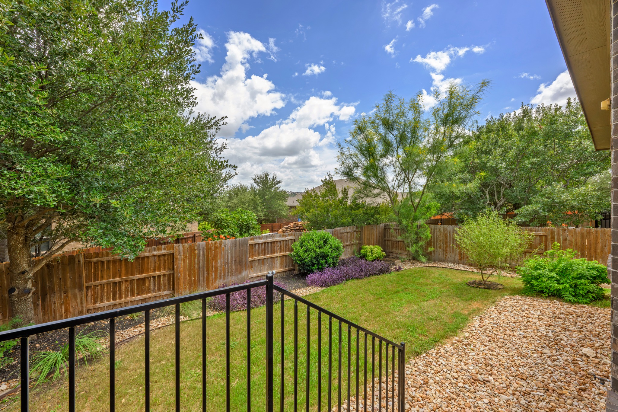 main property photo 36