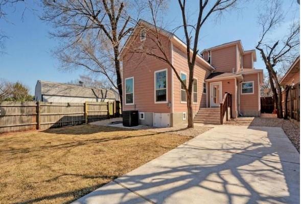 main property photo 25